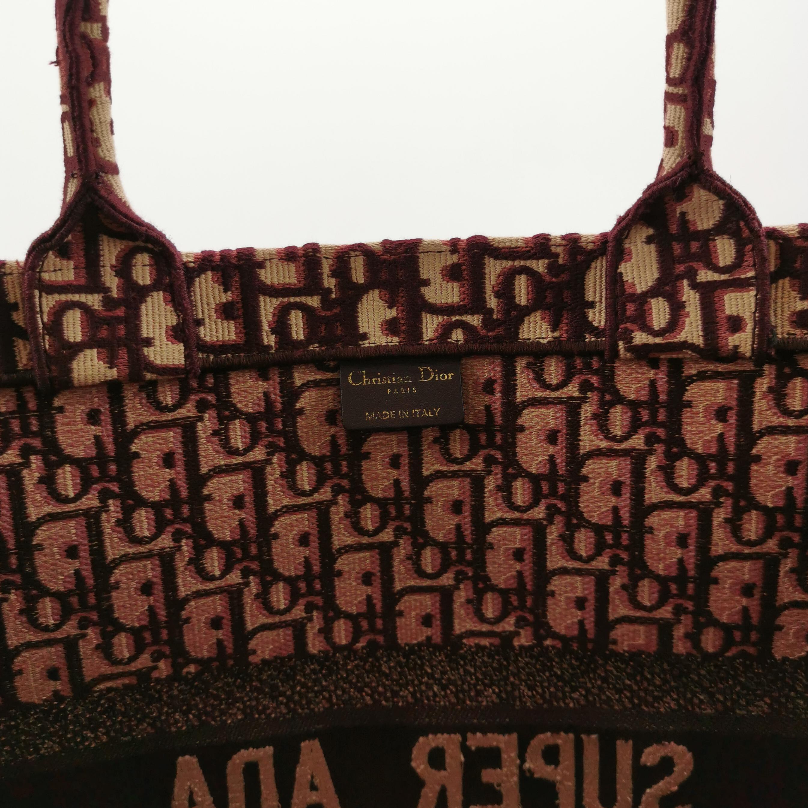 Dior Book Tote Oblique Canvas Large — photo 8 of 22