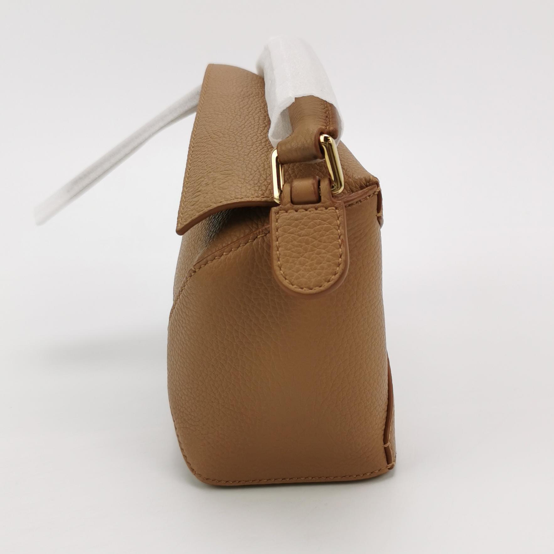 Loewe Puzzle Bag Leather Mini — photo 3 of 11