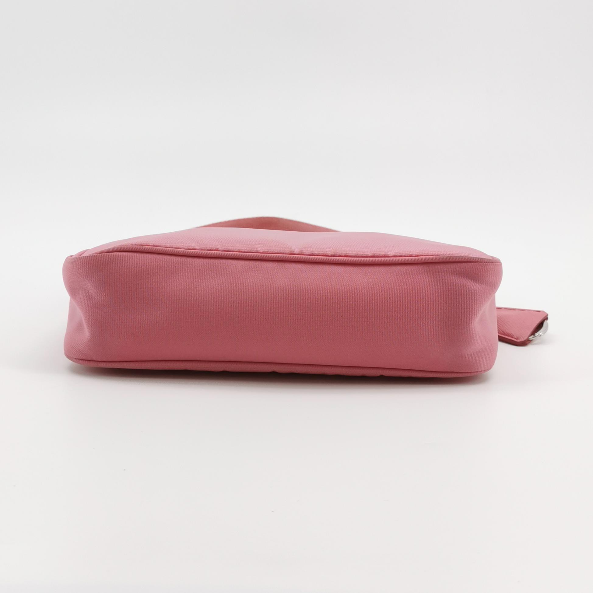 Prada Re-Edition 2000 Hobo Tessuto Mini — photo 6 of 14