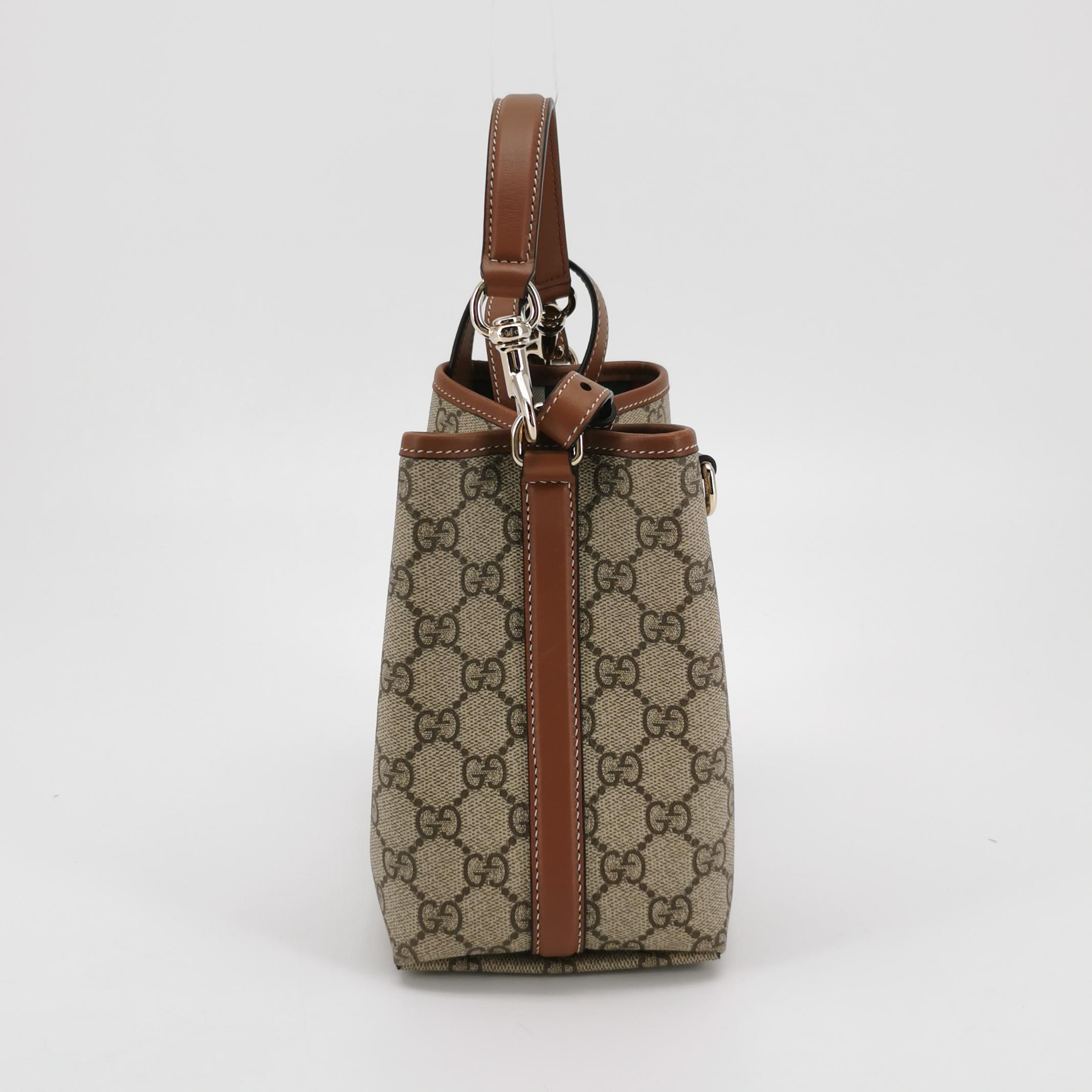 Gucci GG Emblem Bucket Bag GG Coated Canvas Small — photo 3 of 21