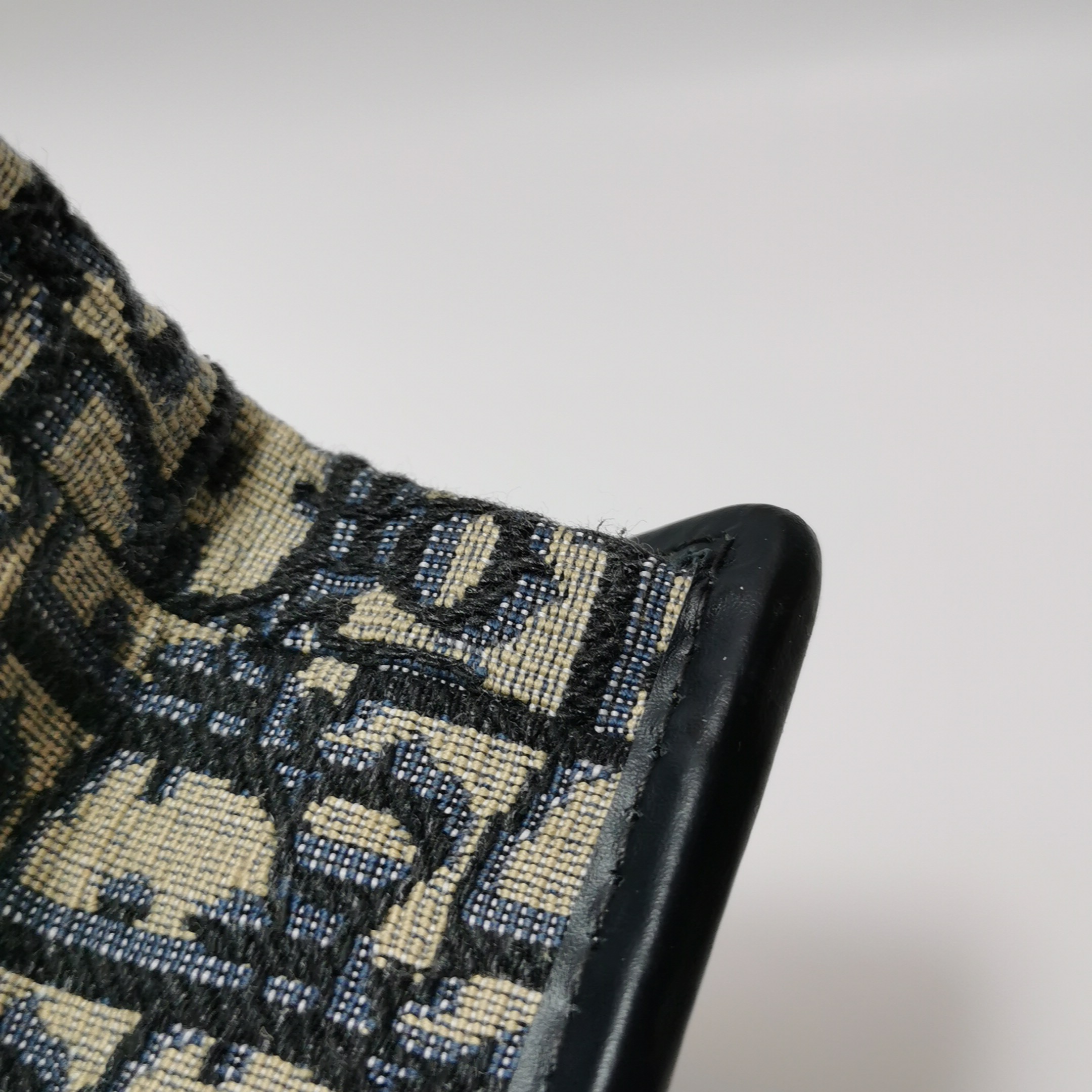 Christian Dior 30 Montaigne Chain Flap Bag Oblique Canvas — photo 15 of 24