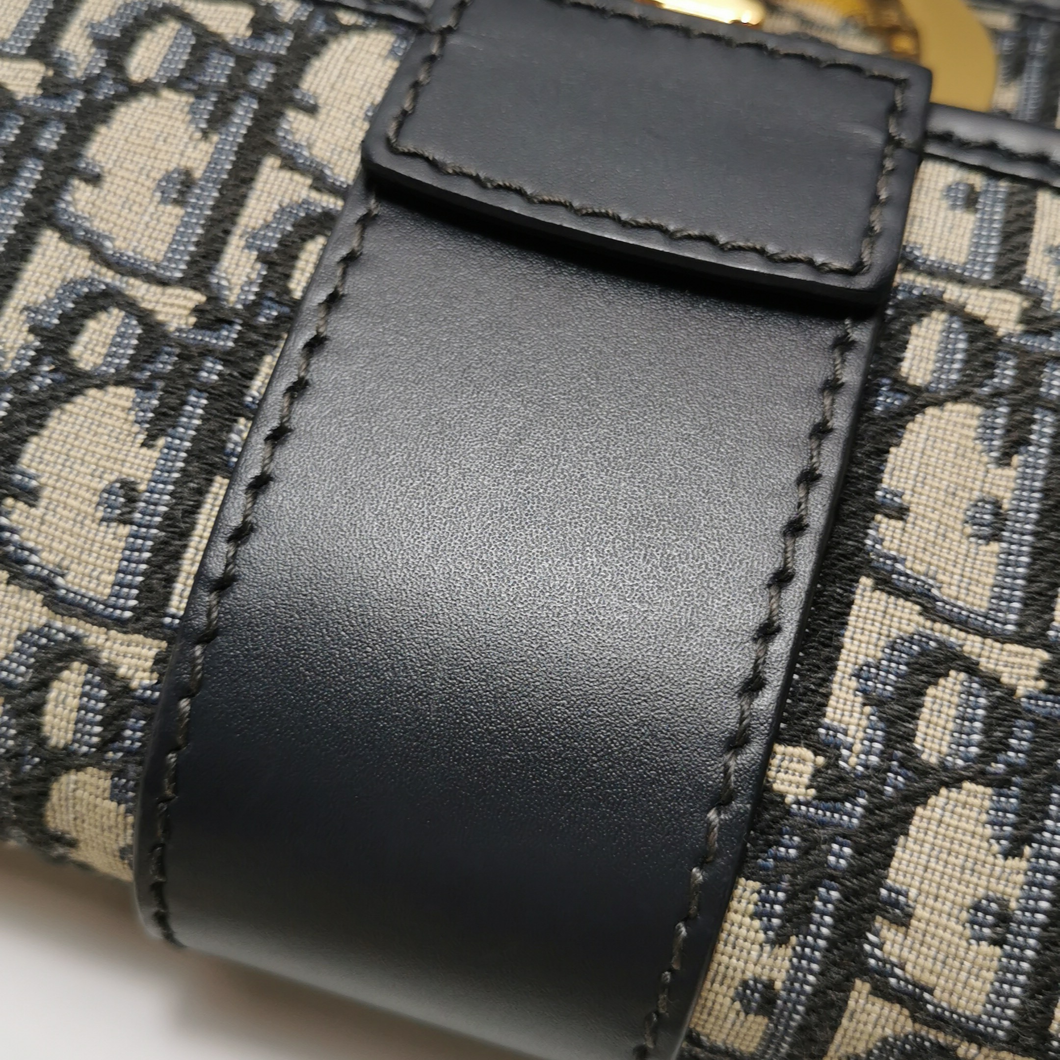 Christian Dior 30 Montaigne Chain Flap Bag Oblique Canvas — photo 19 of 24