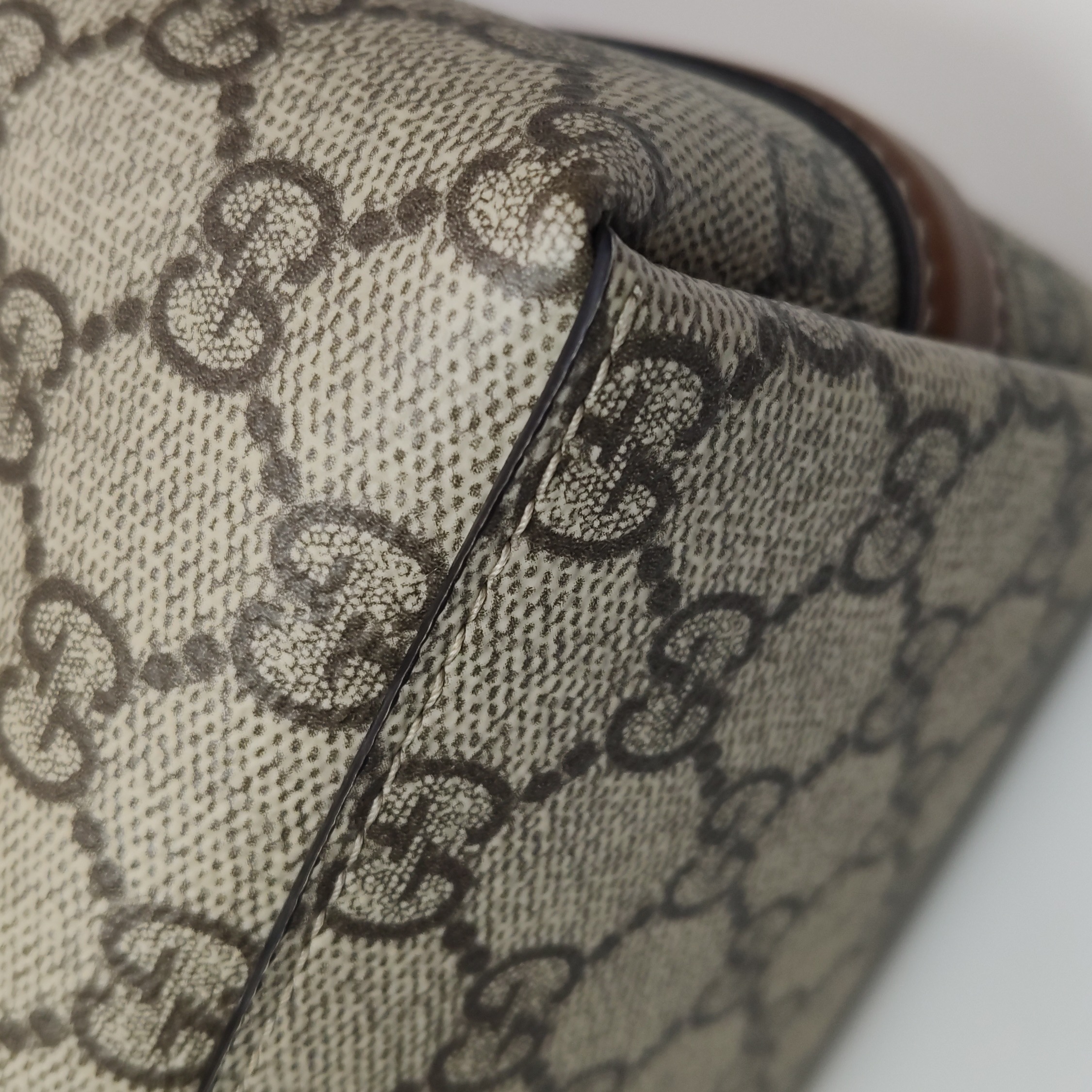 Gucci GG Emblem Bucket Bag GG Coated Canvas Small — photo 16 of 21