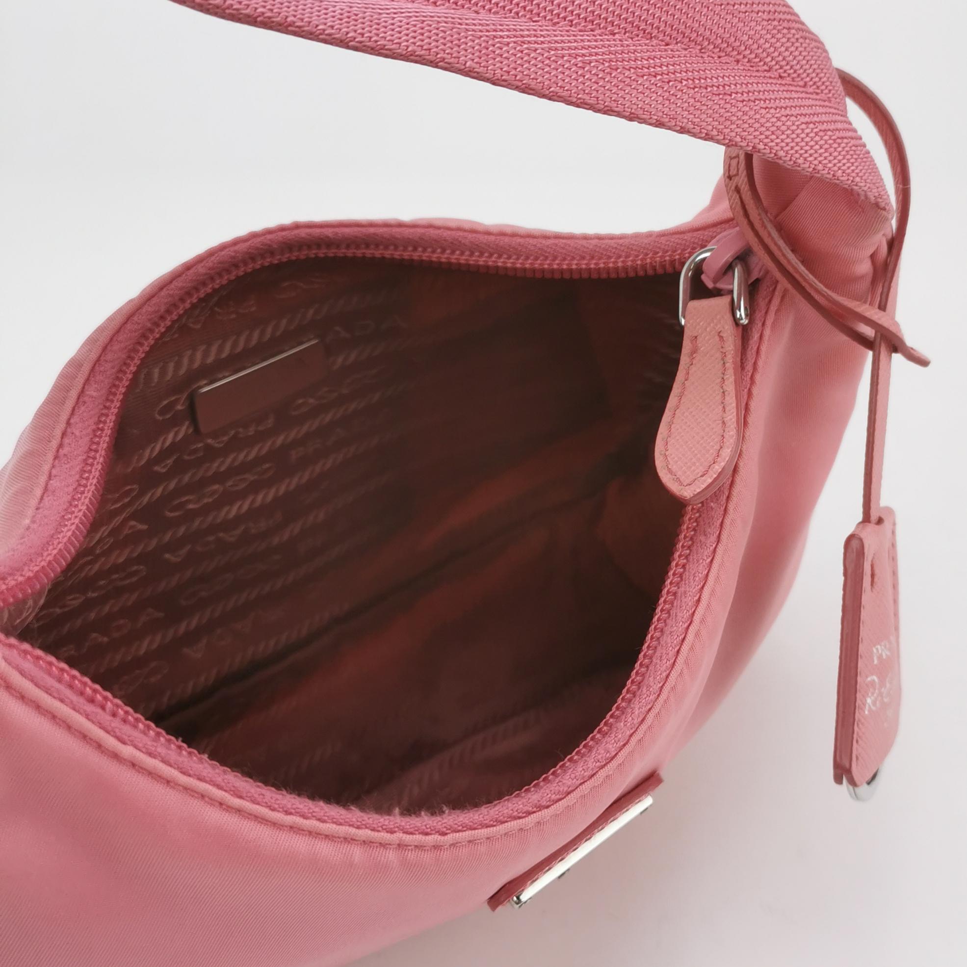 Prada Re-Edition 2000 Hobo Tessuto Mini — photo 7 of 14