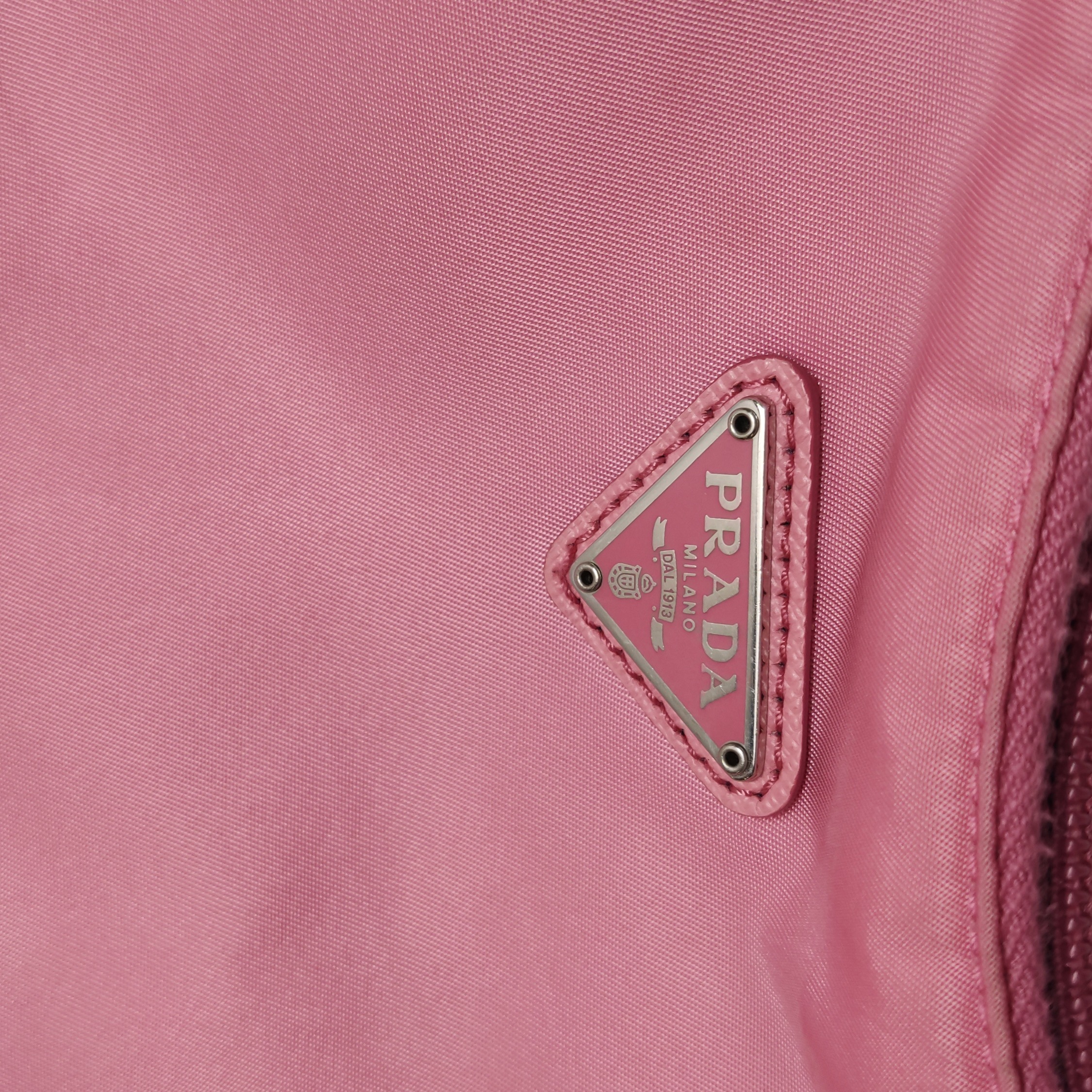 Prada Re-Edition 2000 Hobo Tessuto Mini — photo 10 of 14