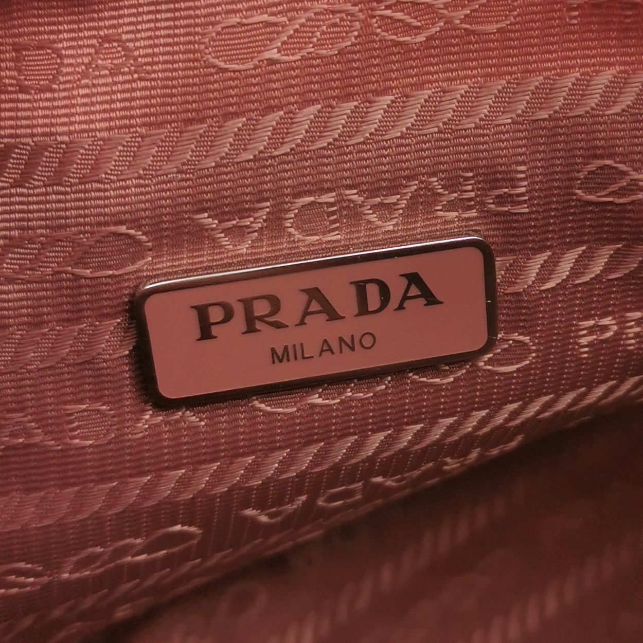 Prada Re-Edition 2000 Hobo Tessuto Mini — photo 8 of 14