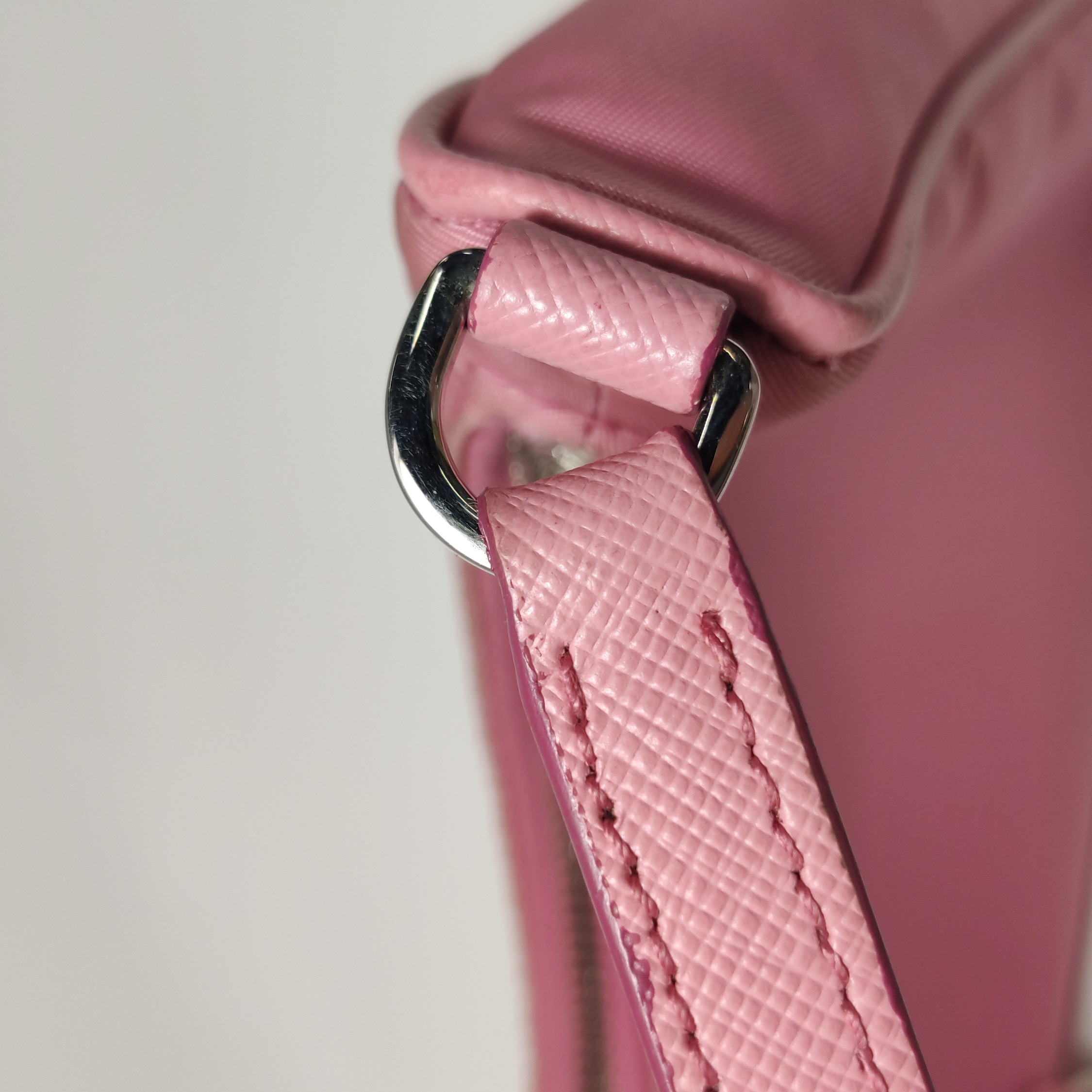 Prada Re-Edition 2000 Hobo Tessuto Mini — photo 13 of 15
