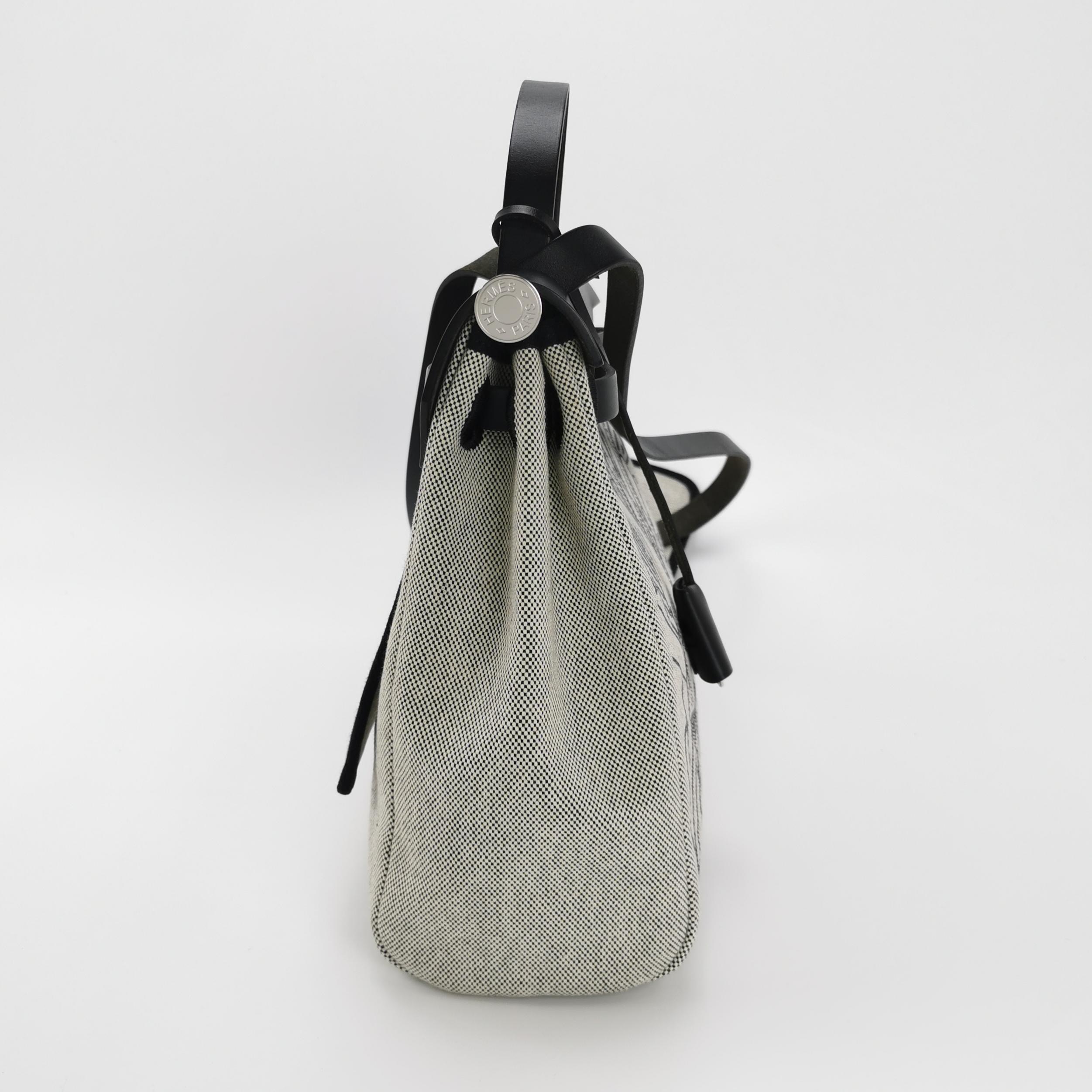 Hermes Herbag Zip Pegase Pop Toile and Leather 31 — photo 4 of 21