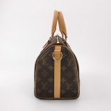 Louis Vuitton(LV) Speedy Bandouliere Bag Monogram Canvas 25 — thumbnail 3