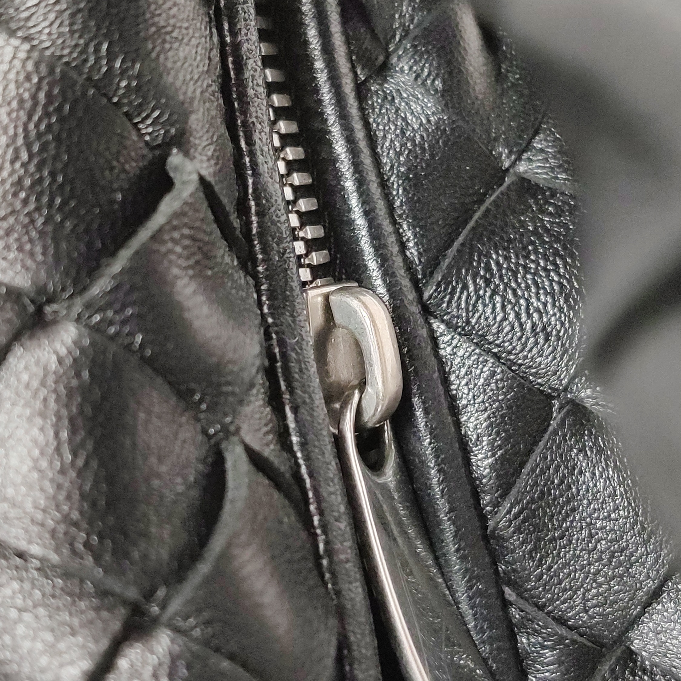 Bottega Veneta BV Jodie Hobo Intrecciato Nappa Mini — photo 8 of 14