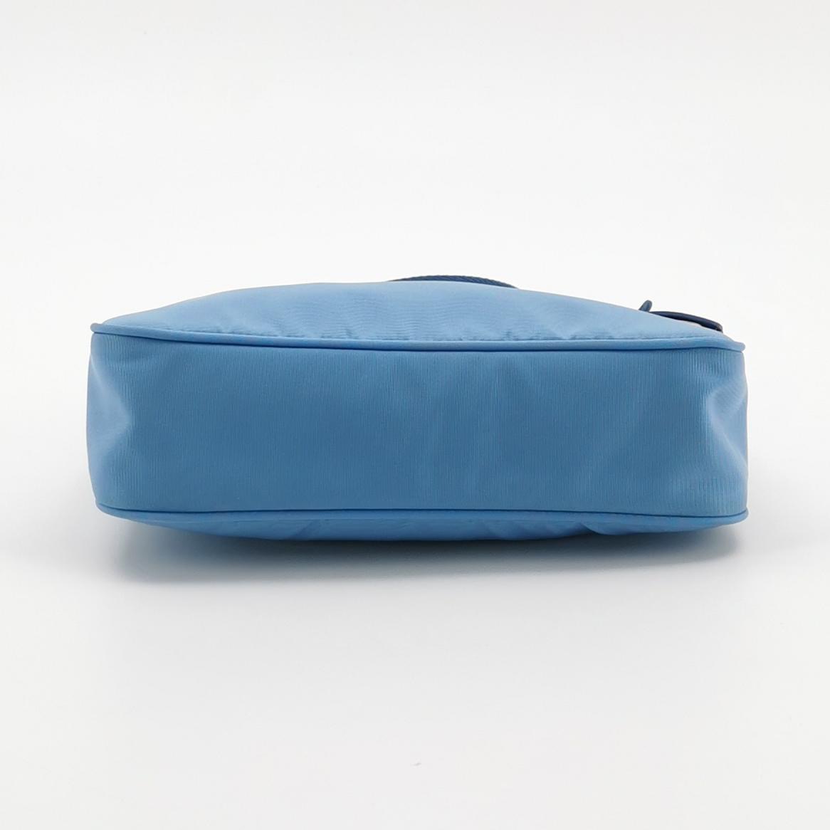 Prada Re-Edition 2000 Hobo Tessuto Mini — photo 6 of 15