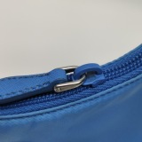 Prada Re-Edition 2000 Hobo Tessuto Mini — thumbnail 9