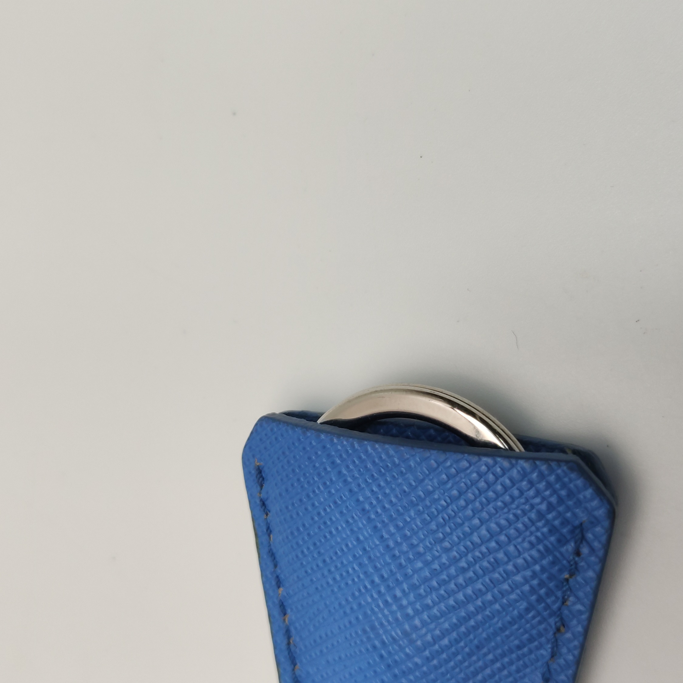 Prada Re-Edition 2000 Hobo Tessuto Mini — photo 10 of 15