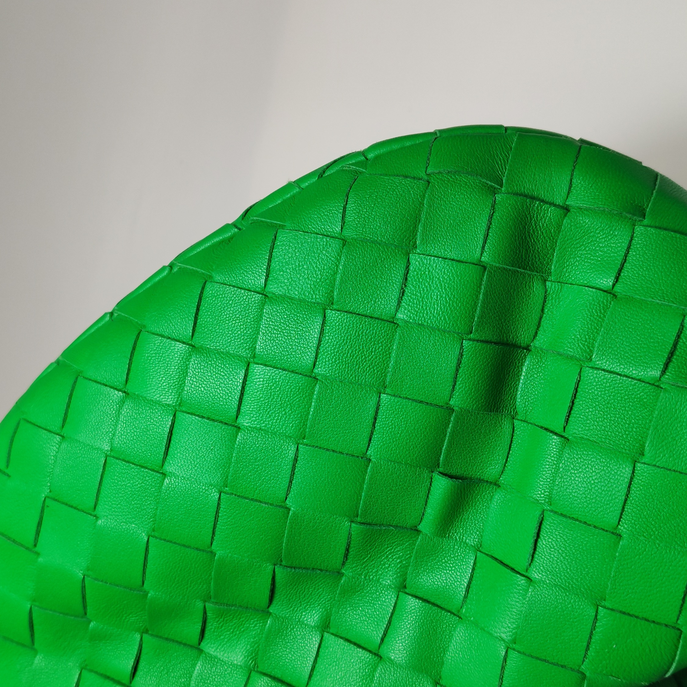 Bottega Veneta BV Jodie Hobo Intrecciato Nappa Mini — photo 14 of 14