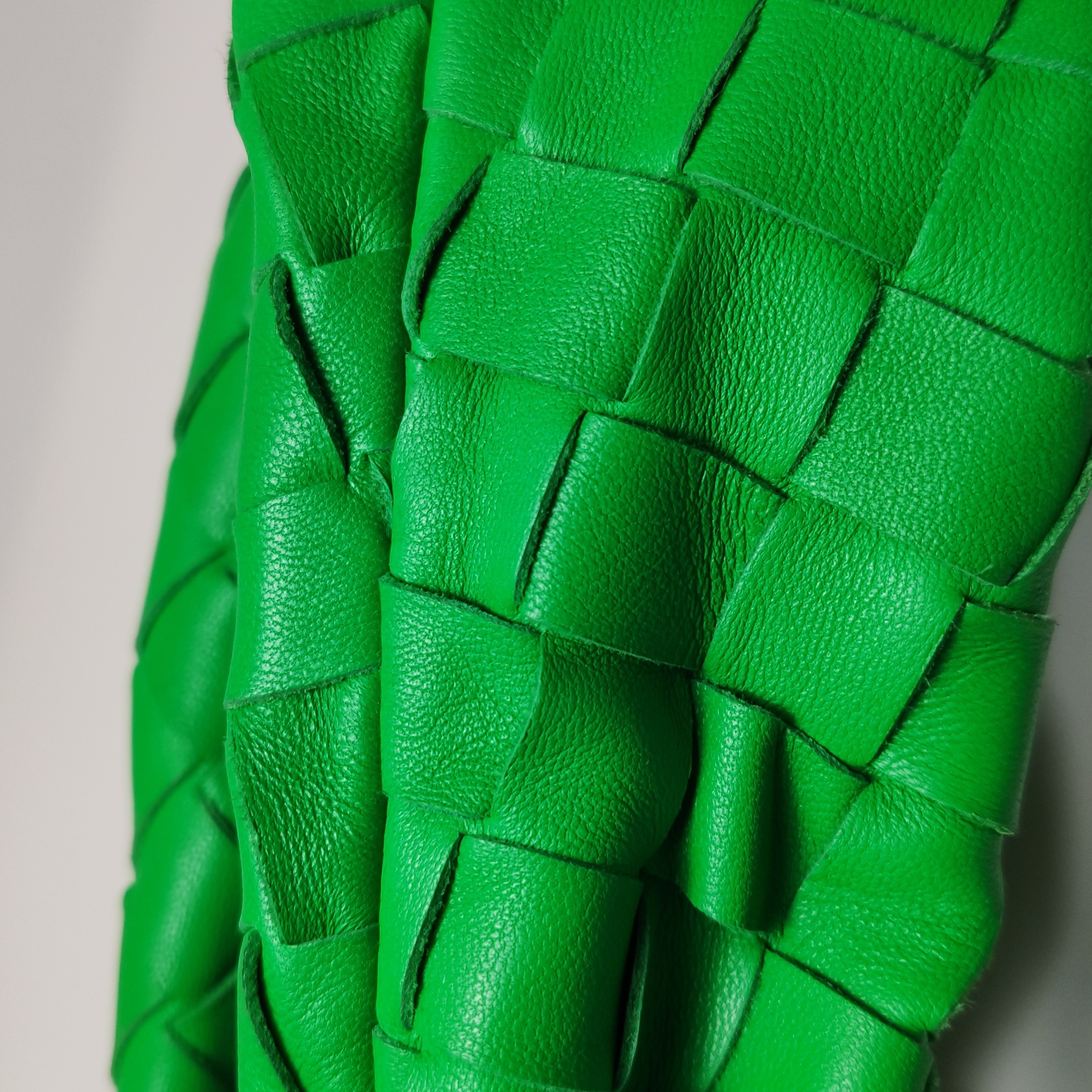 Bottega Veneta BV Jodie Hobo Intrecciato Nappa Mini — photo 13 of 14