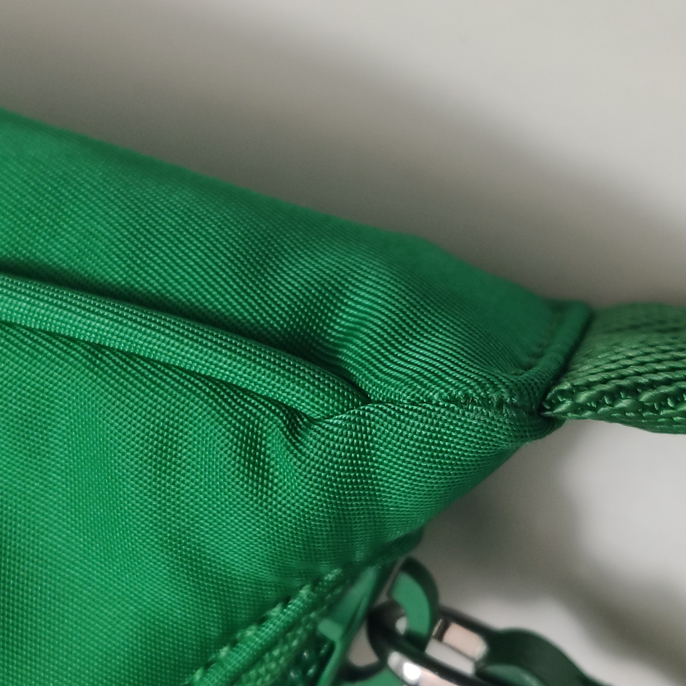 Prada Re-Edition 2000 Hobo Tessuto Mini — photo 14 of 14
