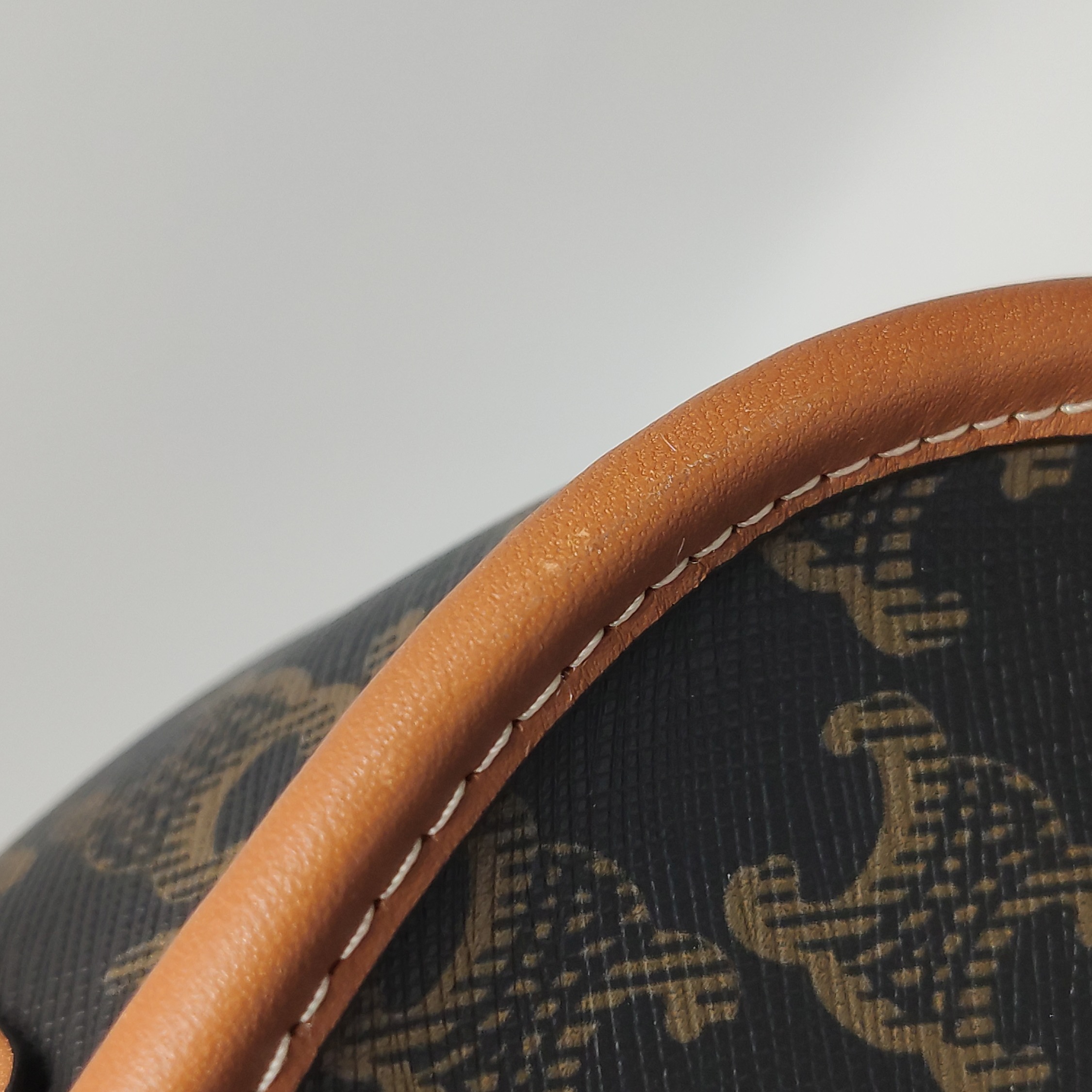 Celine Folco Bag Triomphe Coated Canvas Medium — photo 10 of 24