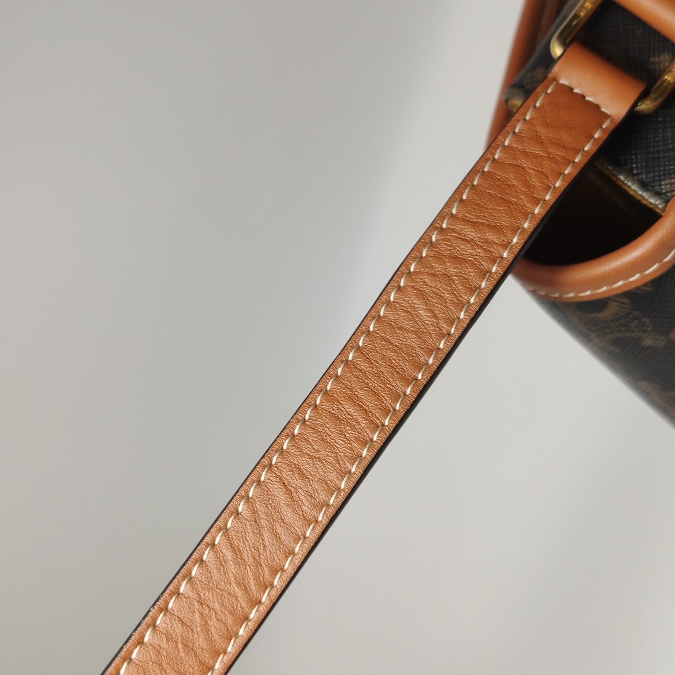 Celine Folco Bag Triomphe Coated Canvas Medium — photo 24 of 24