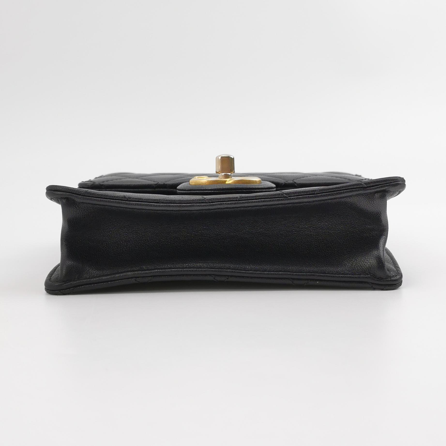 Chanel Chic Pearls Flap Clutch with Chain Quilted Goatskin Mini — photo 6 of 20