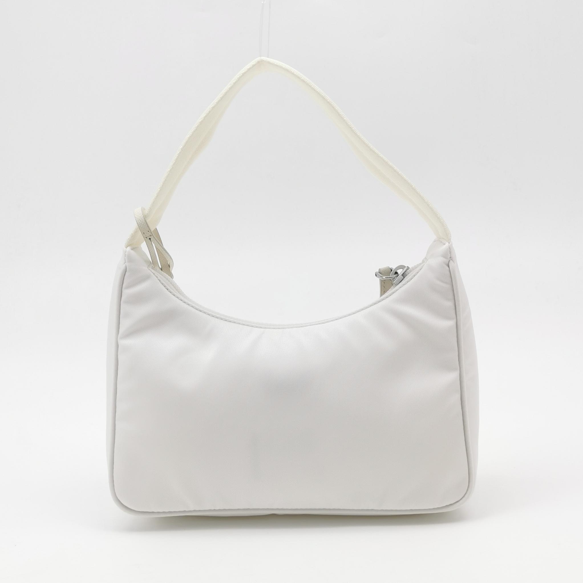 Prada Re-Edition 2000 Hobo Tessuto Mini — photo 3 of 14