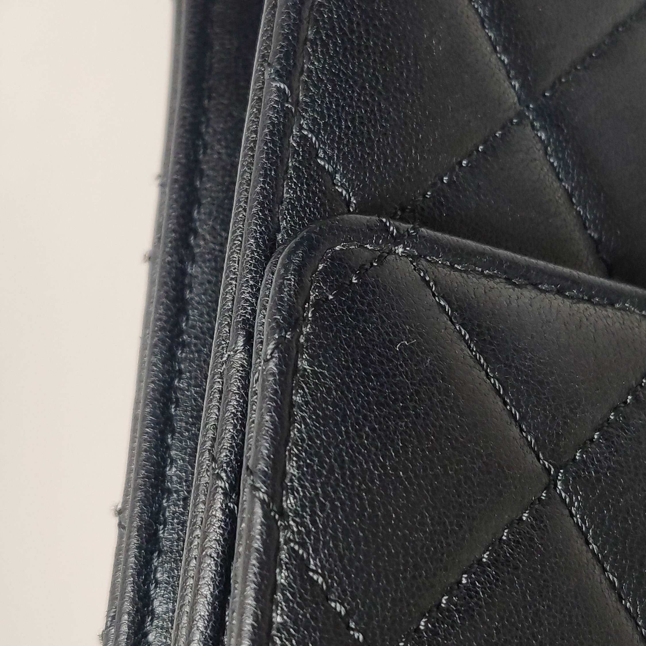 Chanel Chic Pearls Flap Clutch with Chain Quilted Goatskin Mini — photo 13 of 20