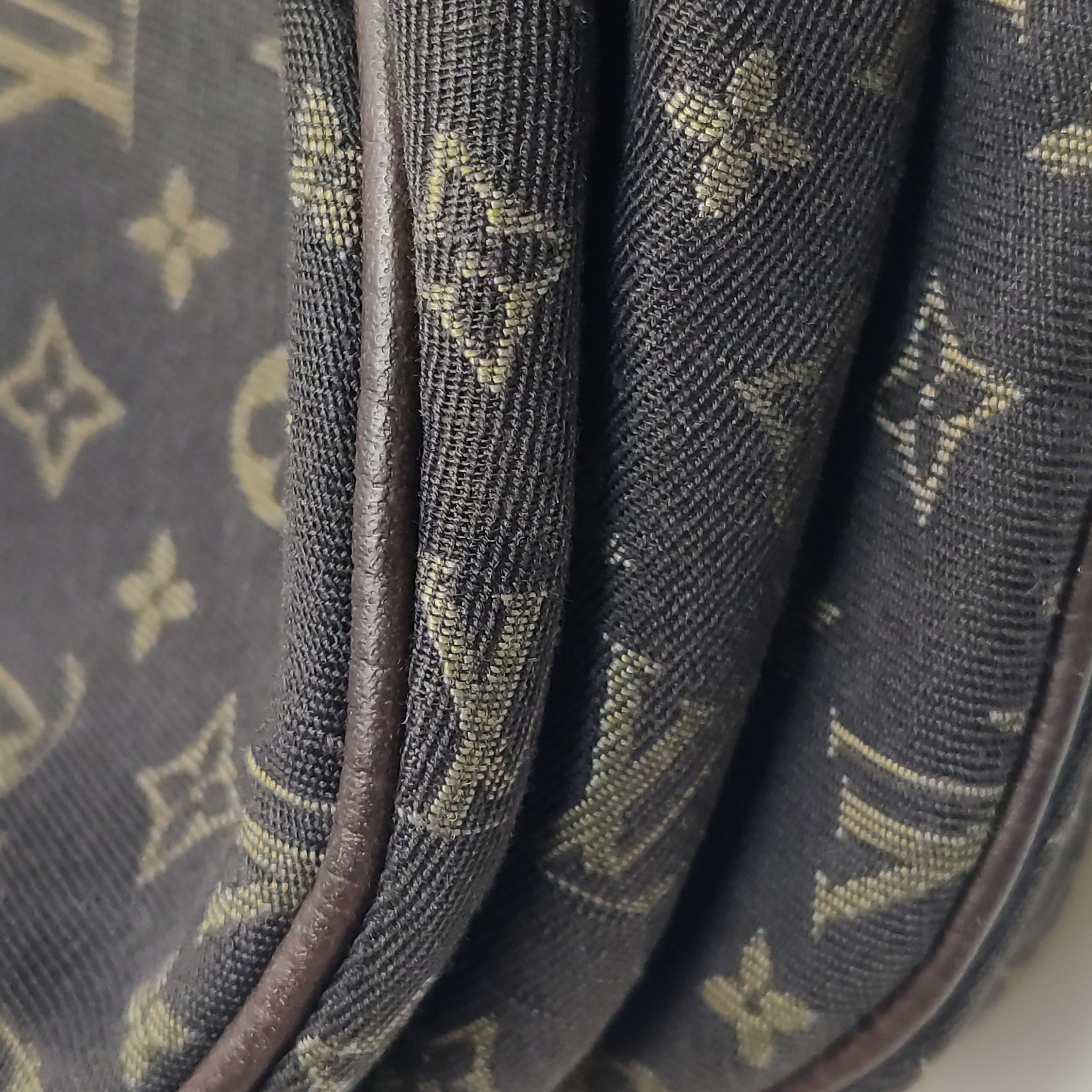 Louis Vuitton(LV) Saumur Handbag Mini Lin 30 — photo 16 of 23