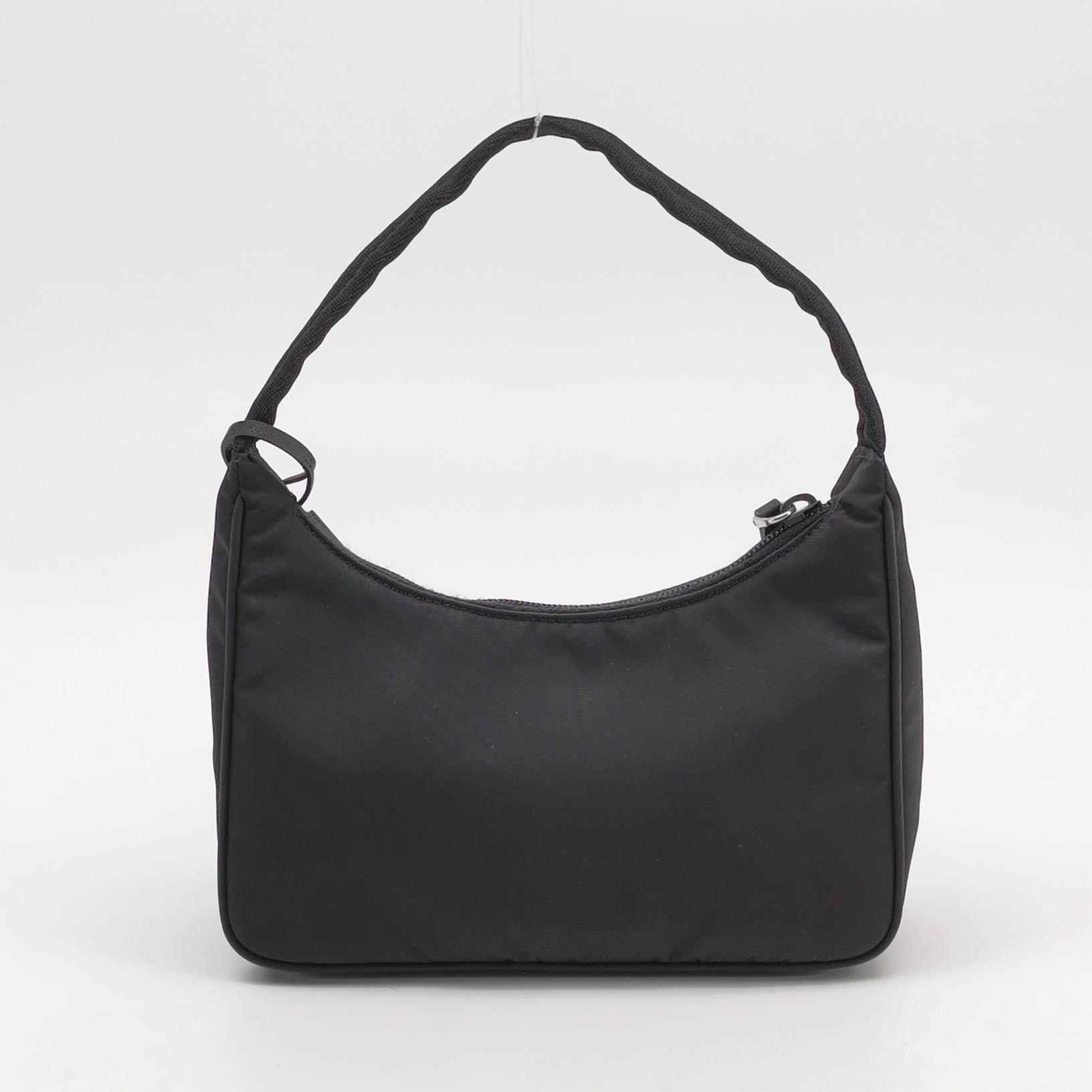 Prada Re-Edition 2000 Hobo Tessuto Mini — photo 3 of 13
