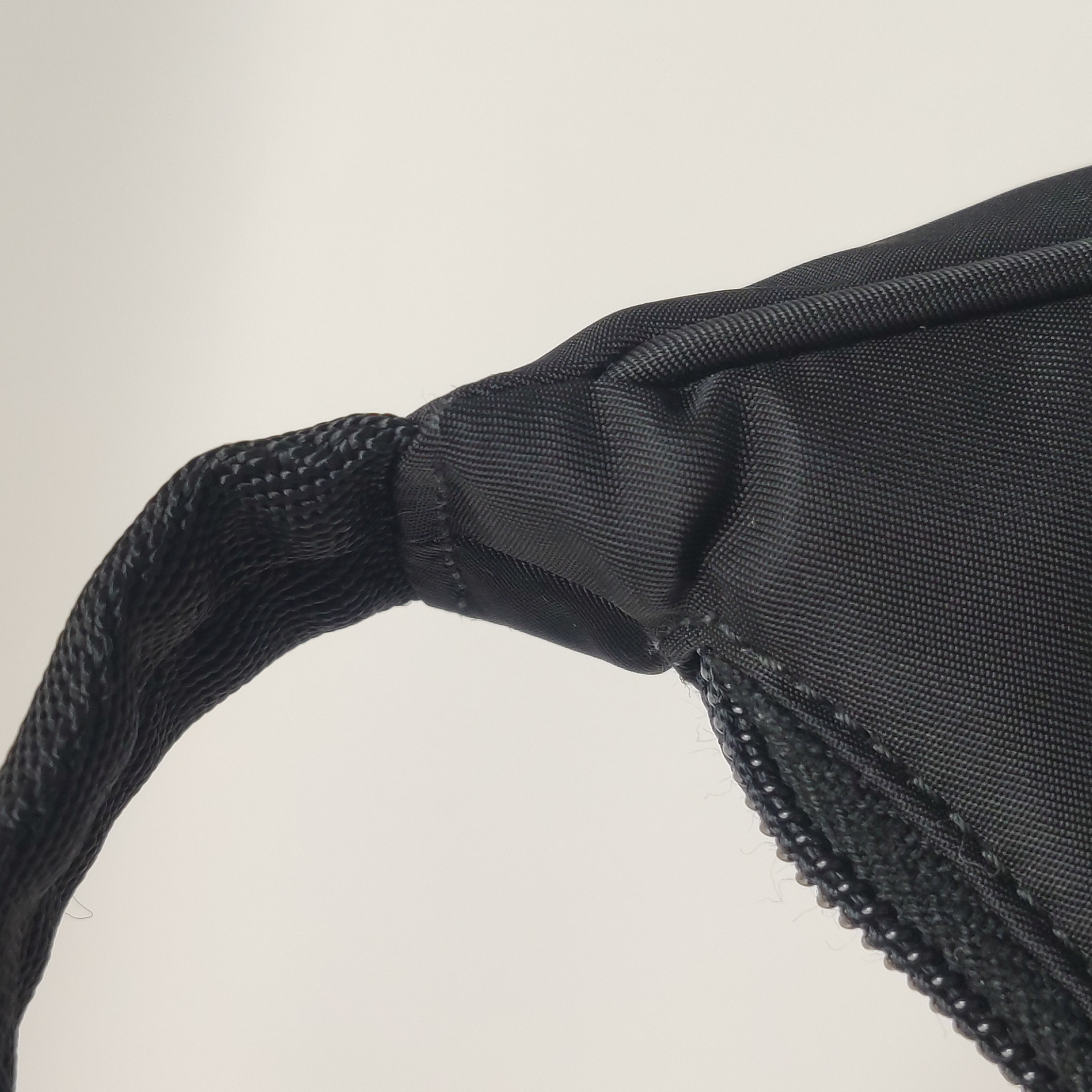 Prada Re-Edition 2000 Hobo Tessuto Mini — photo 13 of 13