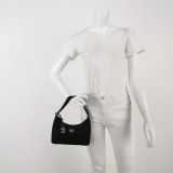 Prada Re-Edition 2000 Hobo Tessuto Mini — thumbnail 2