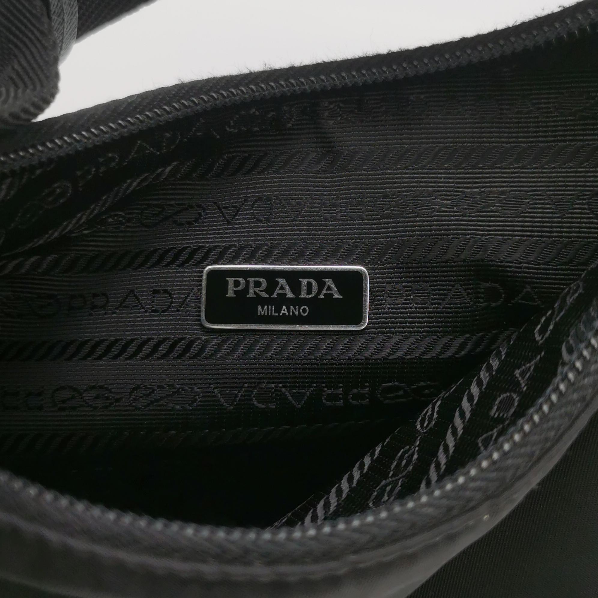 Prada Re-Edition 2000 Hobo Tessuto Mini — photo 8 of 14