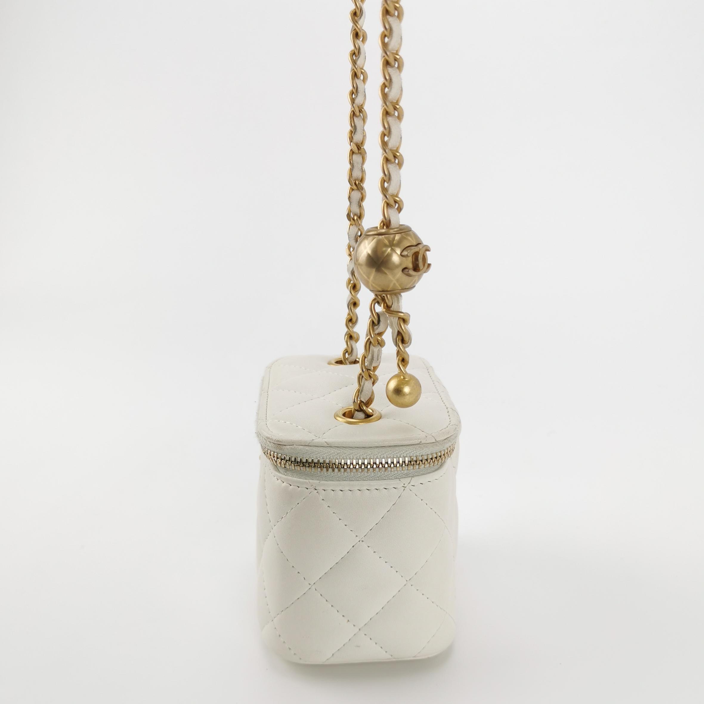 Chanel Lambskin Quilted Mini Pearl Crush Vanity Case With Chain White — photo 3 of 22