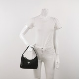 Prada Re-Edition 2000 Hobo Tessuto Mini — thumbnail 2