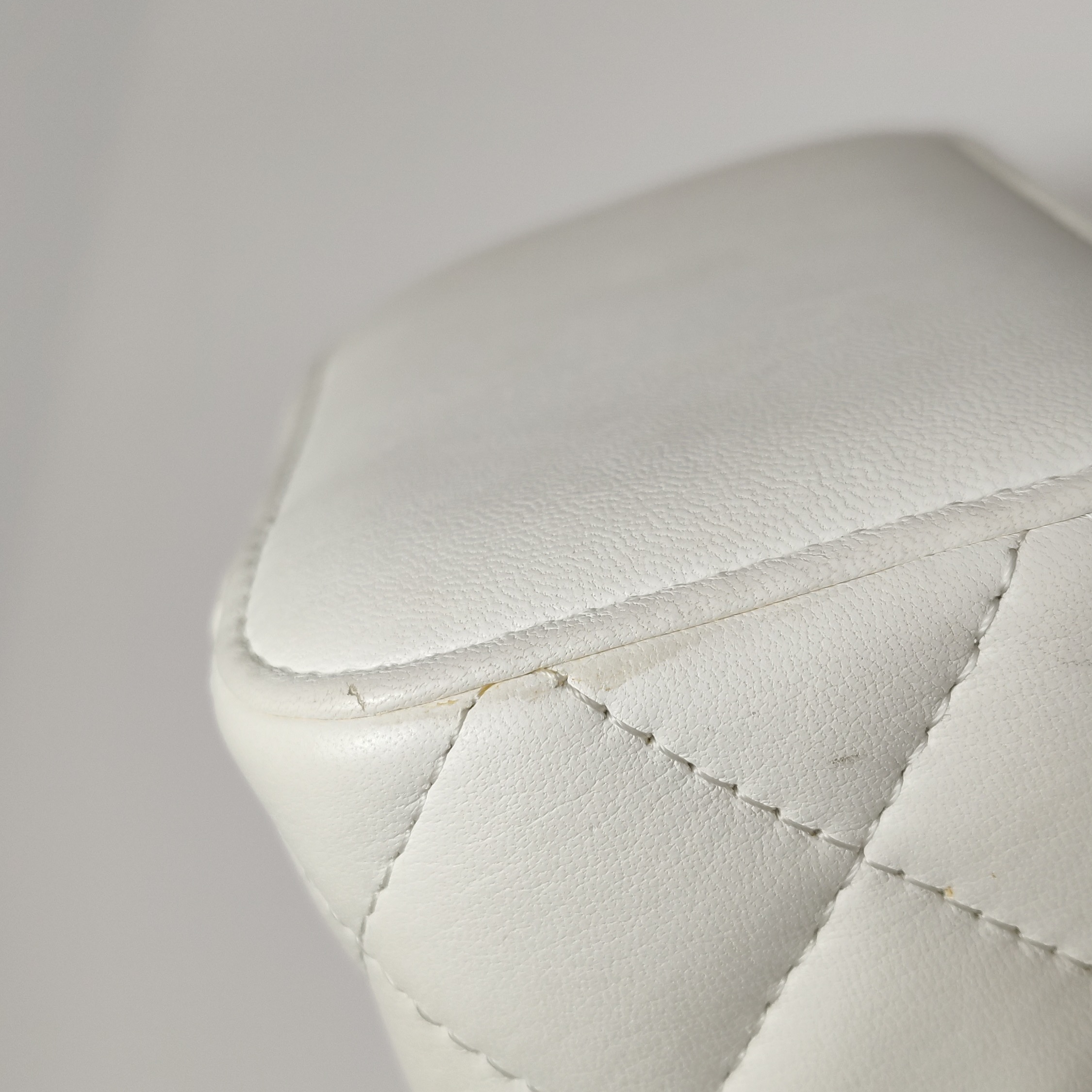 Chanel Lambskin Quilted Mini Pearl Crush Vanity Case With Chain White — photo 14 of 22