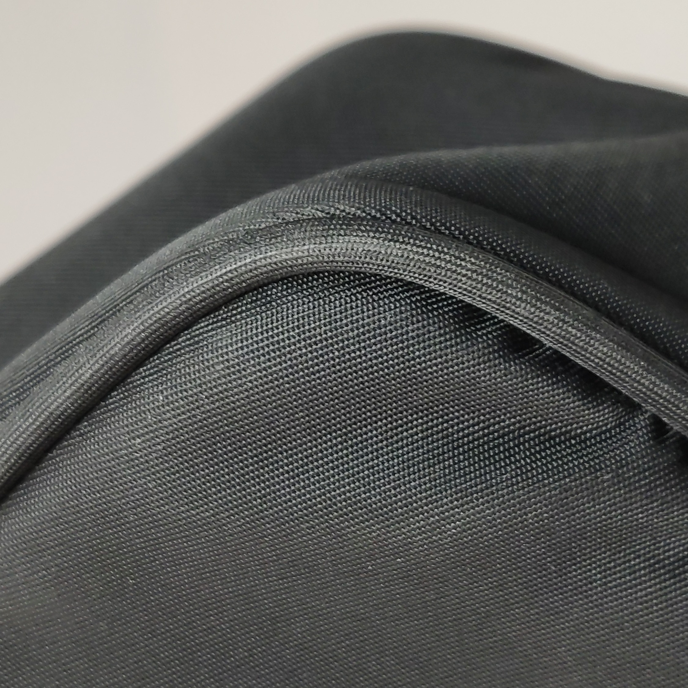 Prada Re-Edition 2000 Hobo Tessuto Mini — photo 11 of 12