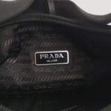 Prada Re-Edition 2000 Hobo Tessuto Mini — thumbnail 8