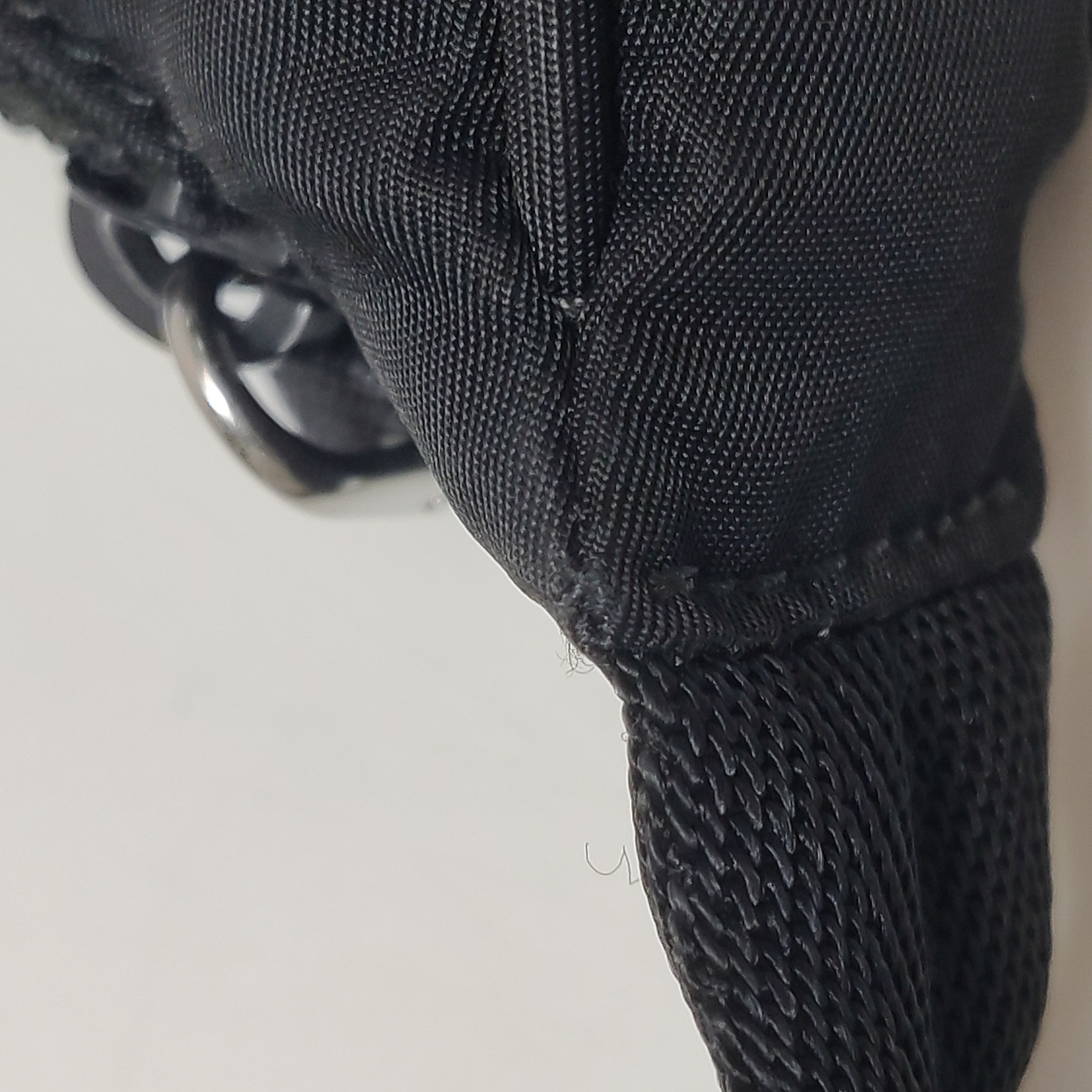 Prada Re-Edition 2000 Hobo Tessuto Mini — photo 10 of 15