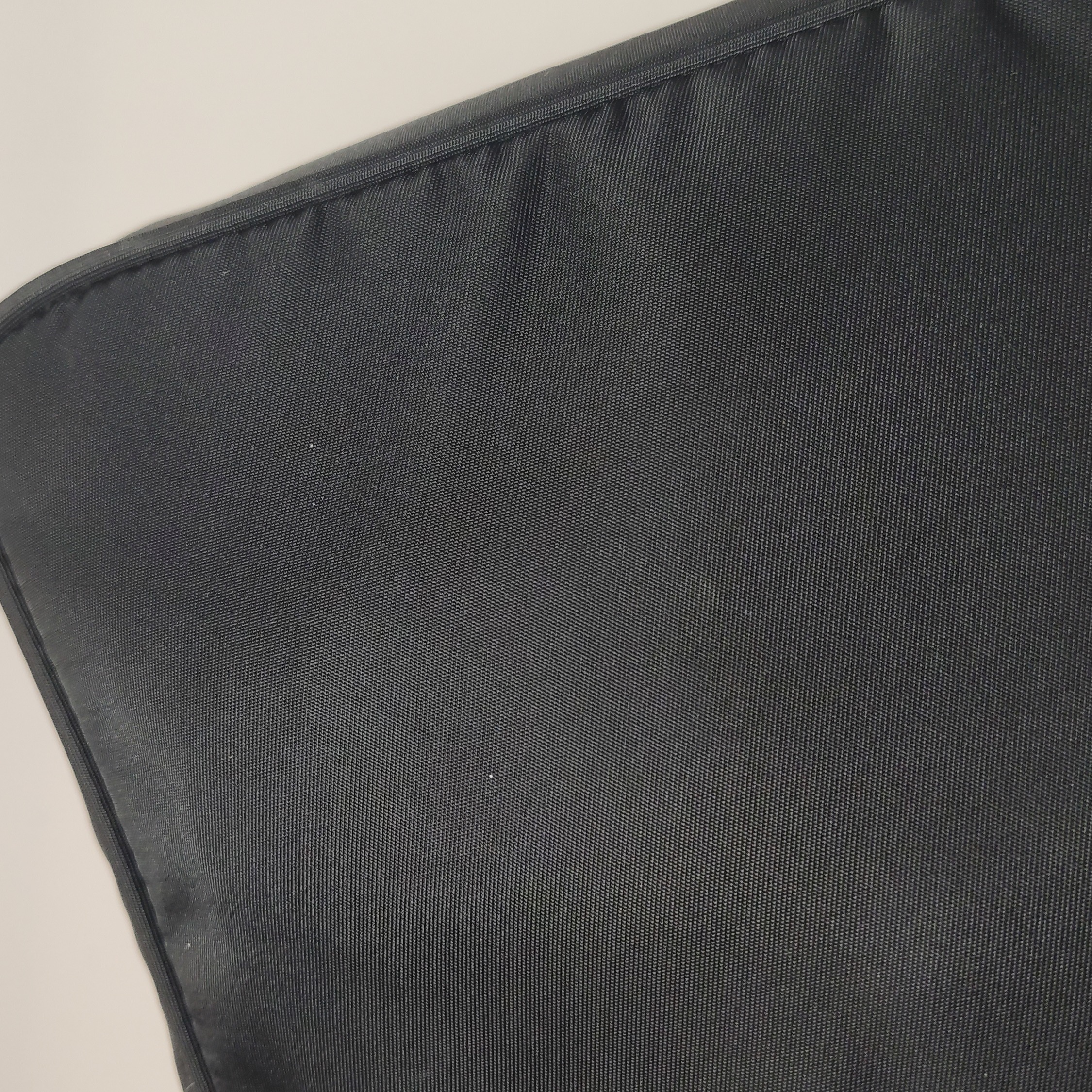 Prada Re-Edition 2000 Hobo Tessuto Mini — photo 13 of 15