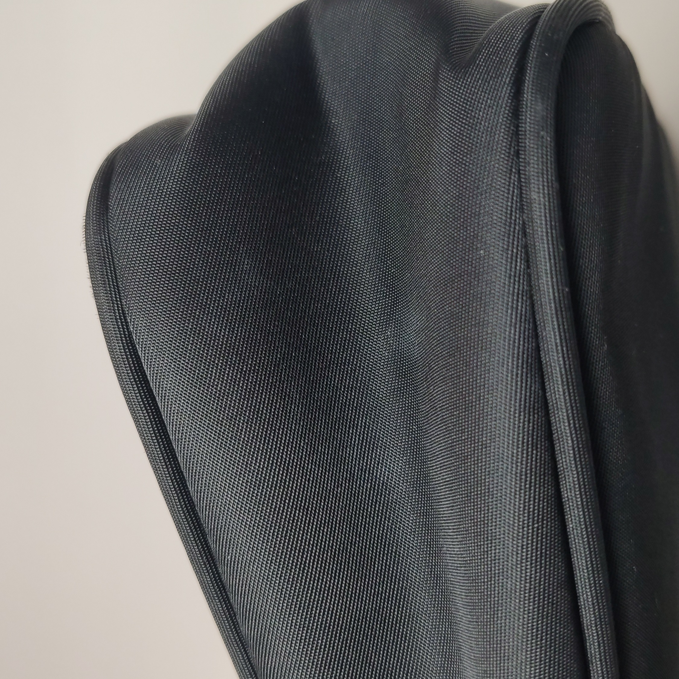 Prada Re-Edition 2000 Hobo Tessuto Mini — photo 14 of 15