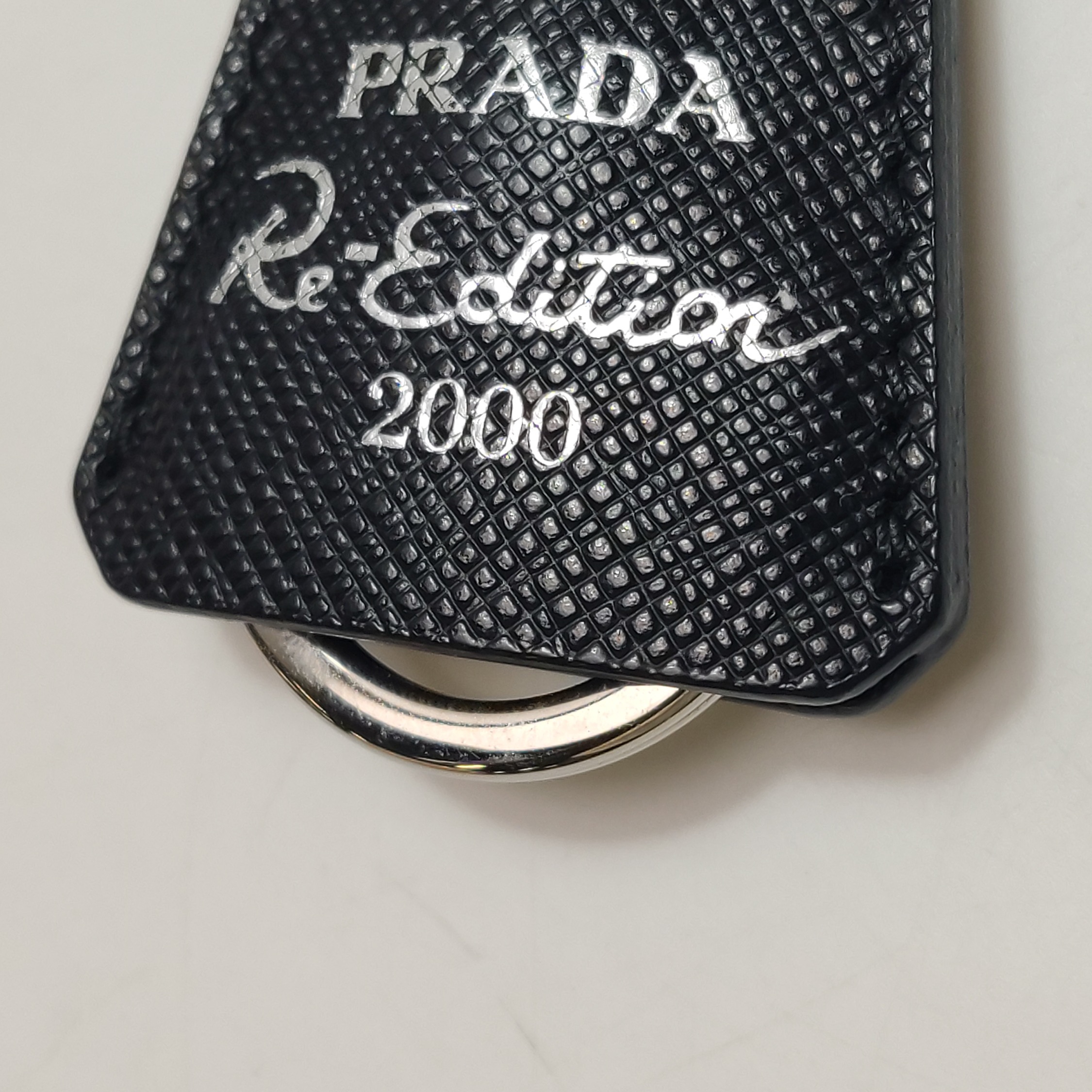Prada Re-Edition 2000 Hobo Tessuto Mini — photo 11 of 13