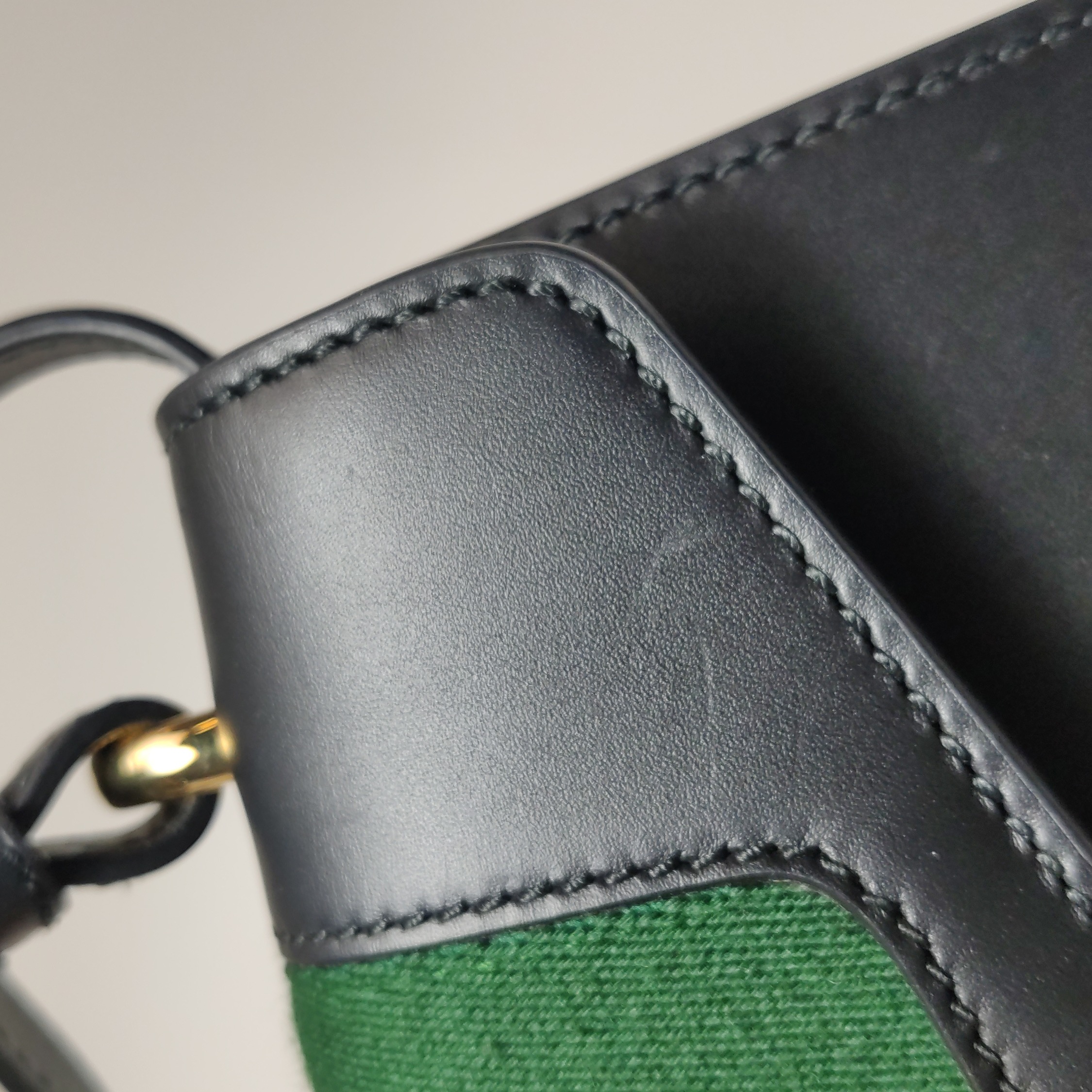  Gucci Sylvie Top Handle Bag Leather Mini — photo 14 of 17