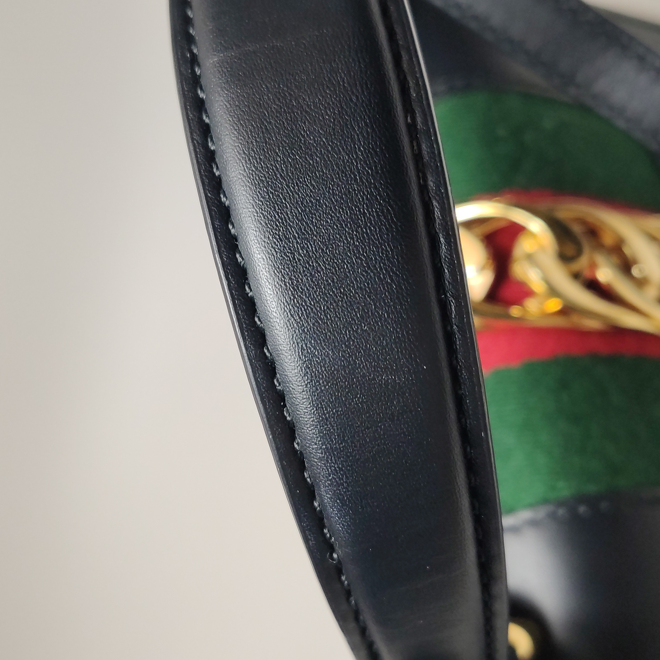  Gucci Sylvie Top Handle Bag Leather Mini — photo 15 of 17