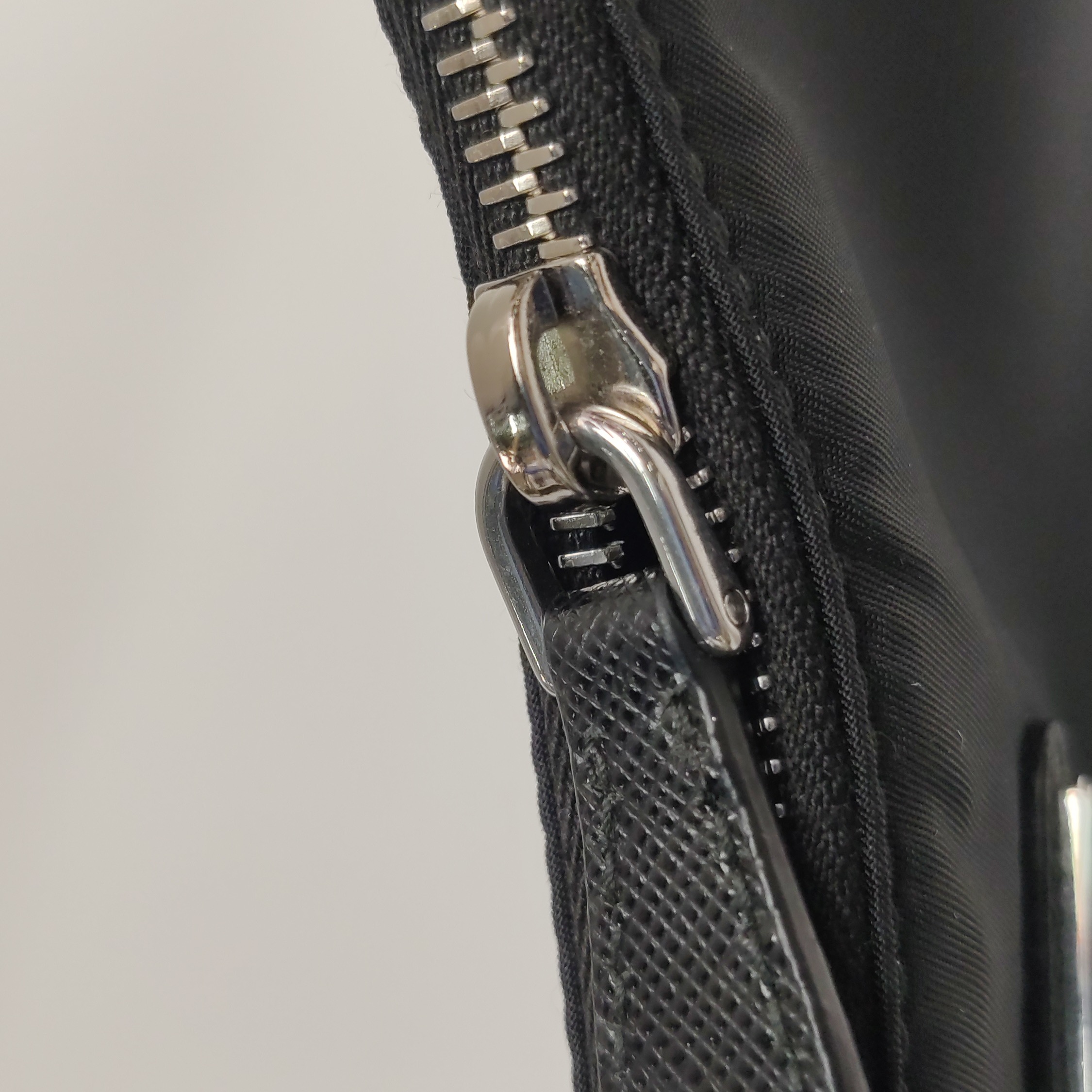 Prada Re-Edition 2005 Hobo Tessuto with Saffiano Leather Mini — photo 10 of 15