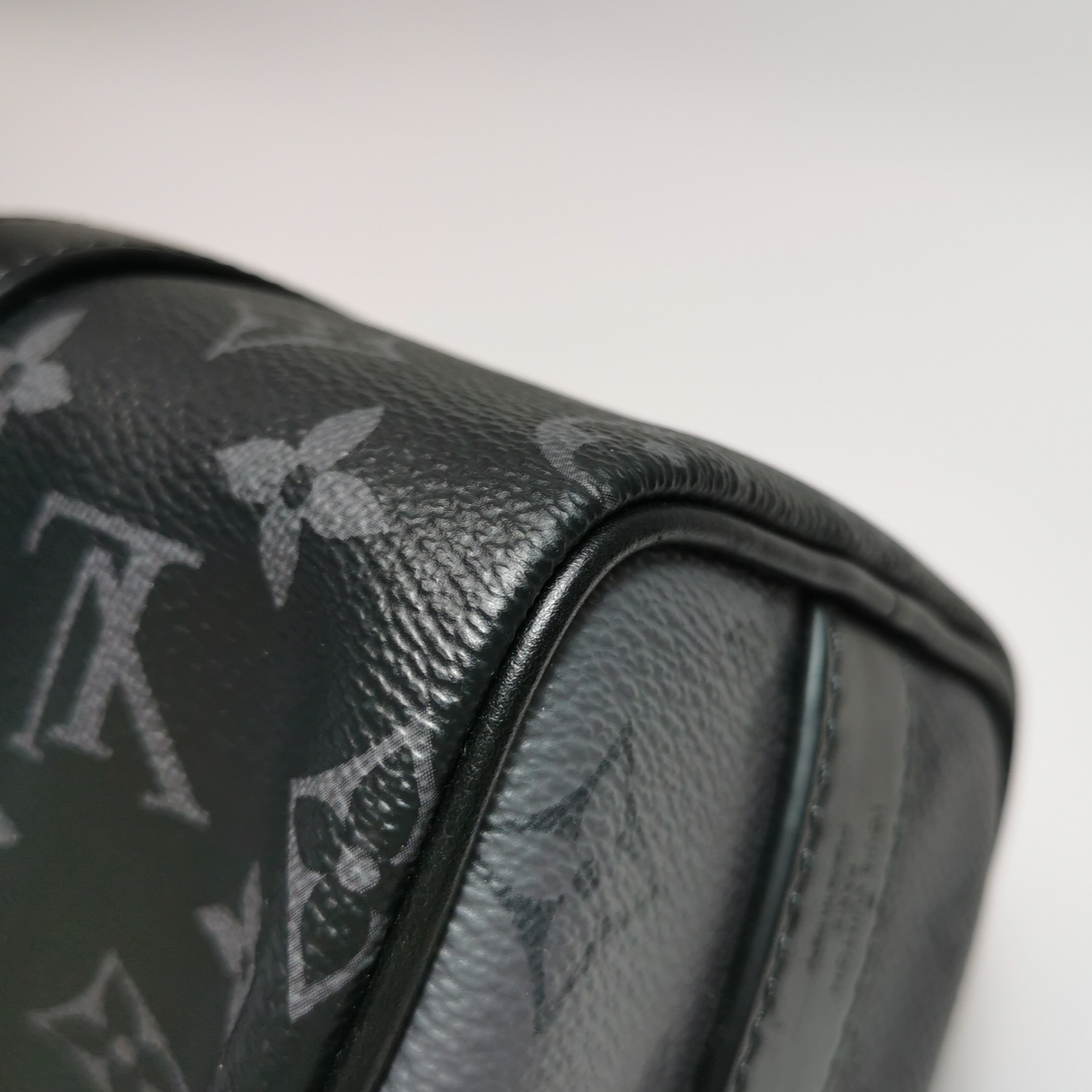 Louis Vuitton(LV) Keepall Bandouliere Bag Reverse Monogram Eclipse Canvas 25 — photo 13 of 18