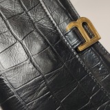 Balenciaga Crush Chain Flap Bag Leather Small — thumbnail 8