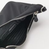 Prada Re-Edition 2005 Shoulder Bag Tessuto Small — thumbnail 8