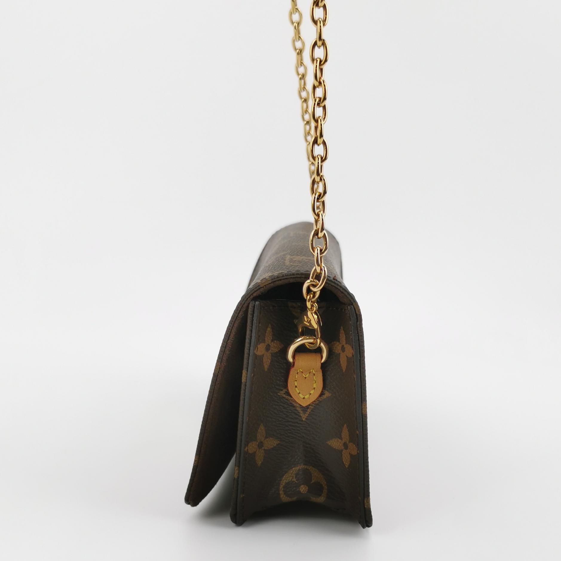 Louis Vuitton(LV) Lily Wallet on Chain Monogram Canvas — photo 3 of 18