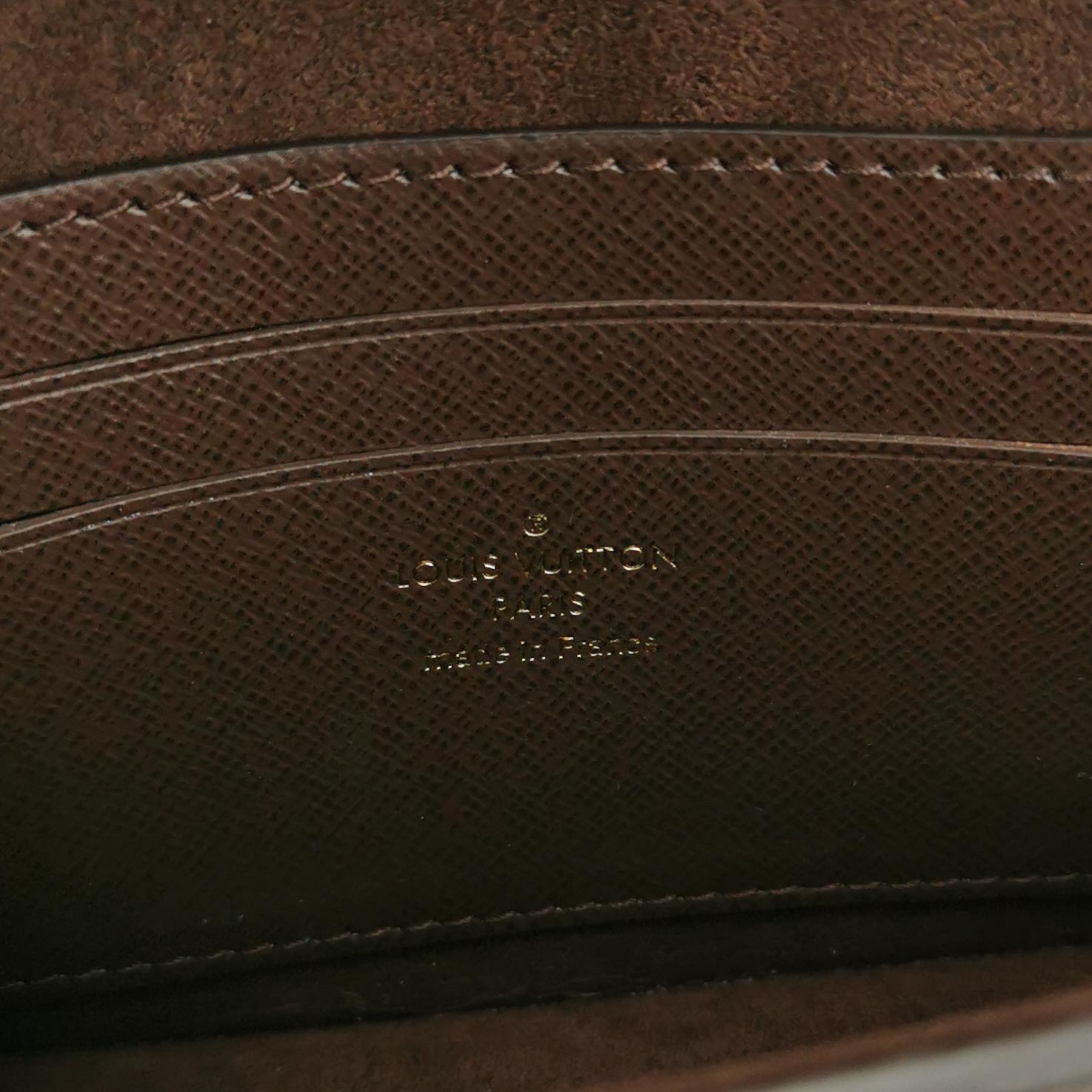 Louis Vuitton(LV) Lily Wallet on Chain Monogram Canvas — photo 8 of 18