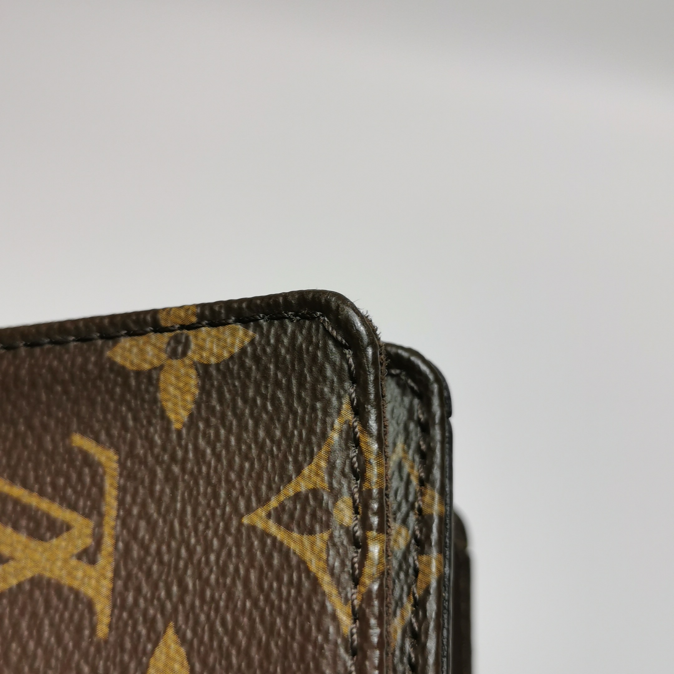 Louis Vuitton(LV) Lily Wallet on Chain Monogram Canvas — photo 15 of 18