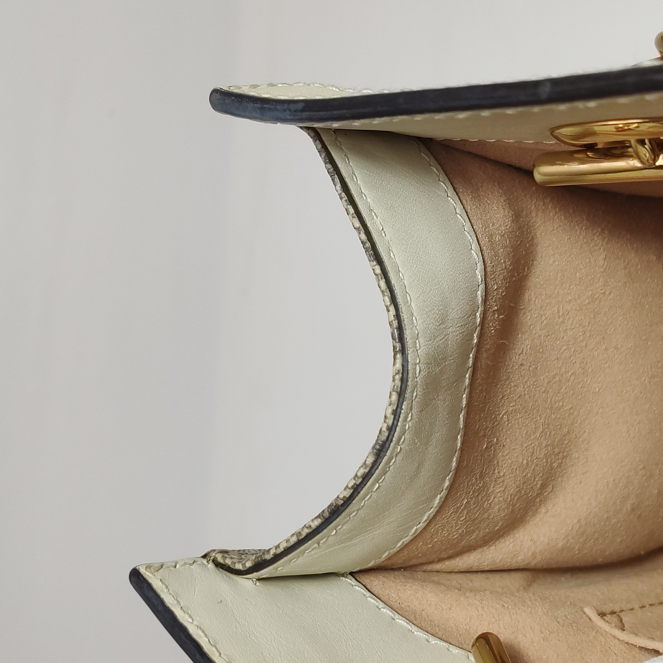 Gucci Padlock Chain Tote GG Coated Canvas with Leather Small — photo 10 of 24
