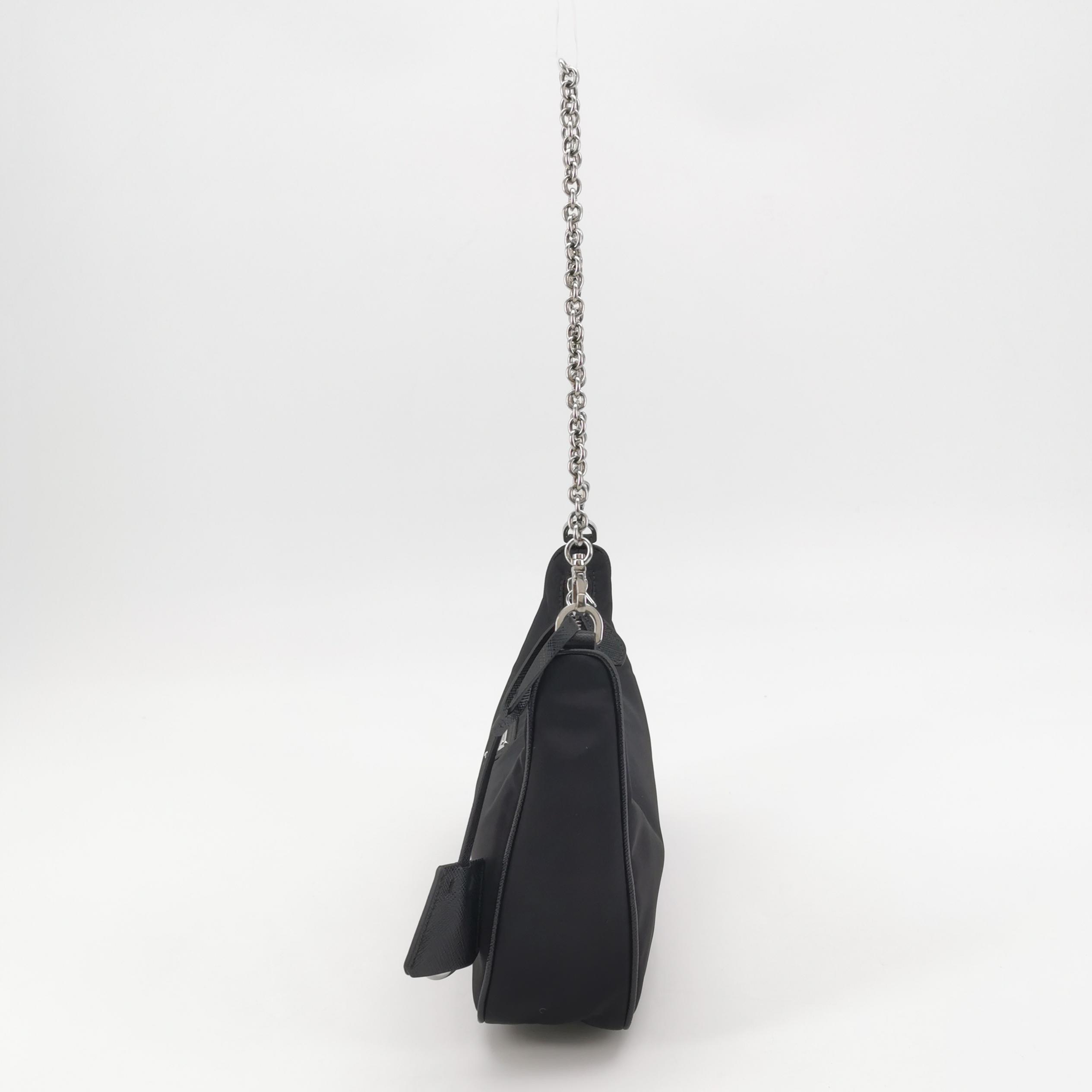 Prada Re-Edition 2005 Shoulder Bag Tessuto Small — photo 4 of 15